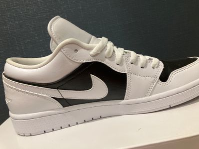 NIKE Women's AIR JORDAN 1 LOW "PANDA"