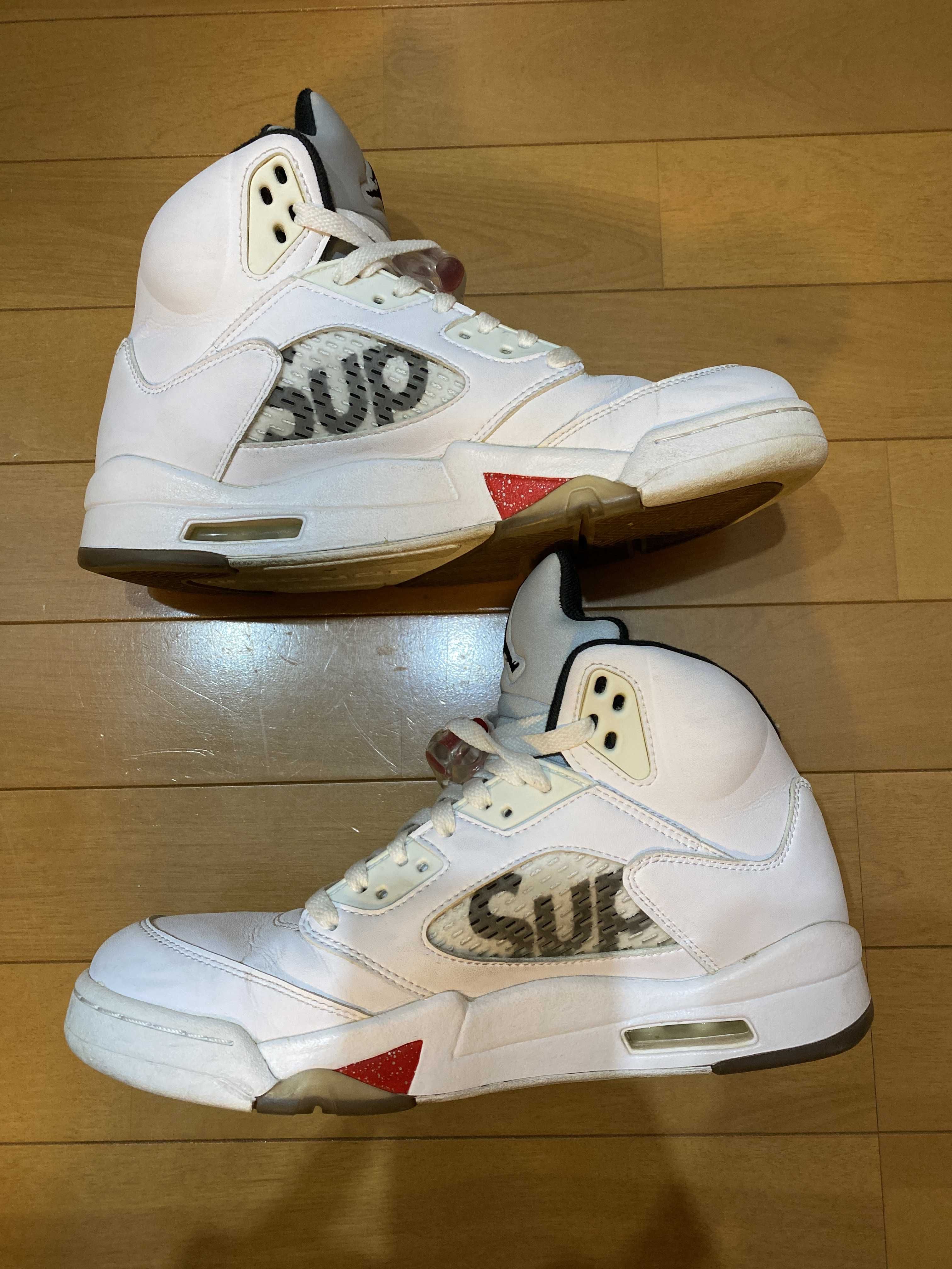 Supreme × Nike Air Jordan 5 Retro "White"