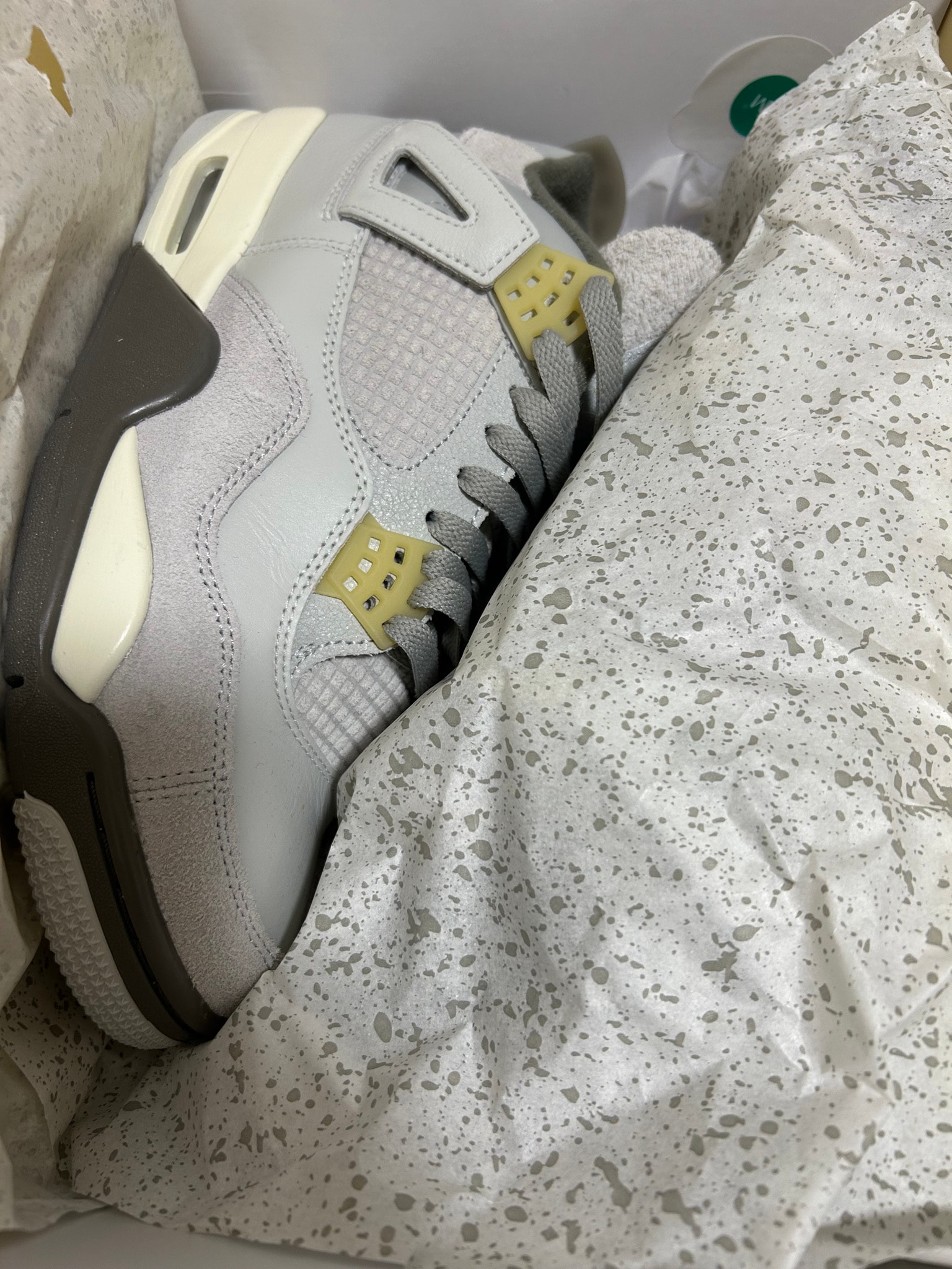 Nike Air Jordan 4 Retro SE "Craft"