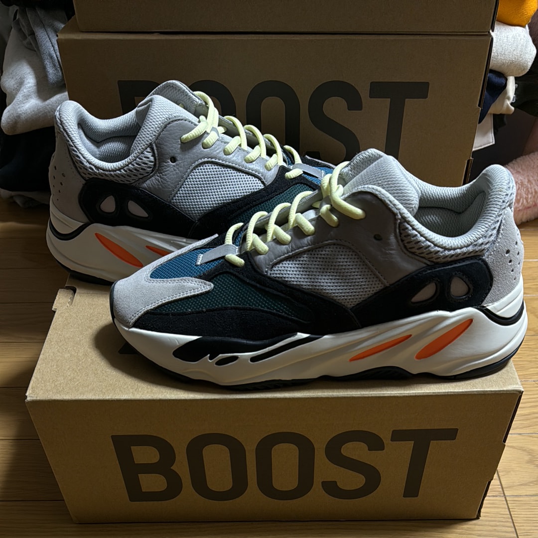 adidas YEEZY Boost 700 "Wave Runner"