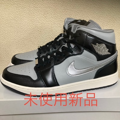 Nike Women's Air Jordan 1 Mid SE "Black Chrome"