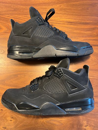 Nike Air Jordan 4 "Black Cat"