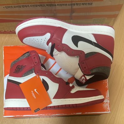 Nike Air Jordan 1 High OG "Lost & Found/Chicago"
