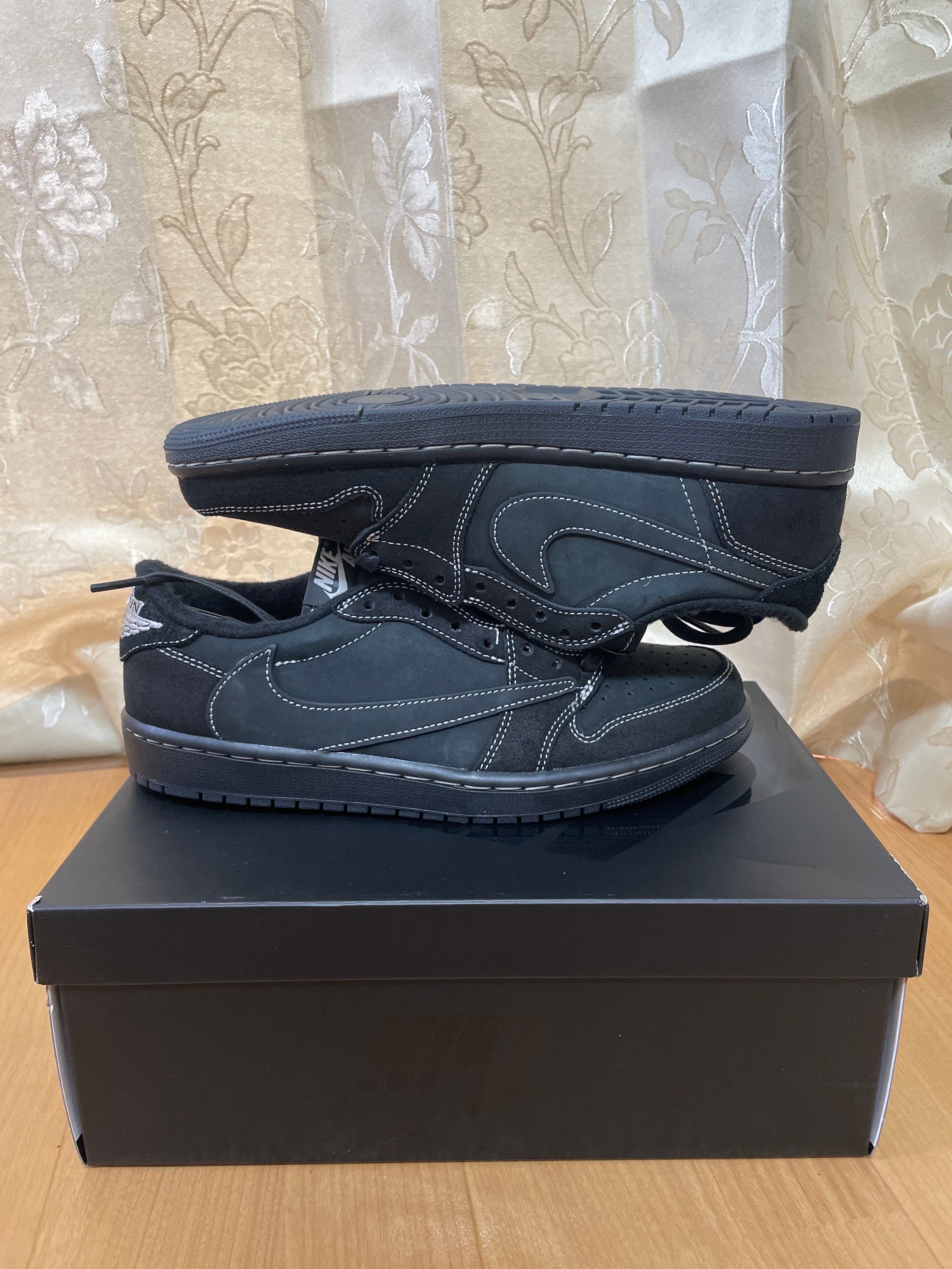Travis Scott × Nike Air Jordan 1 Low OG SP "Black Phantom"