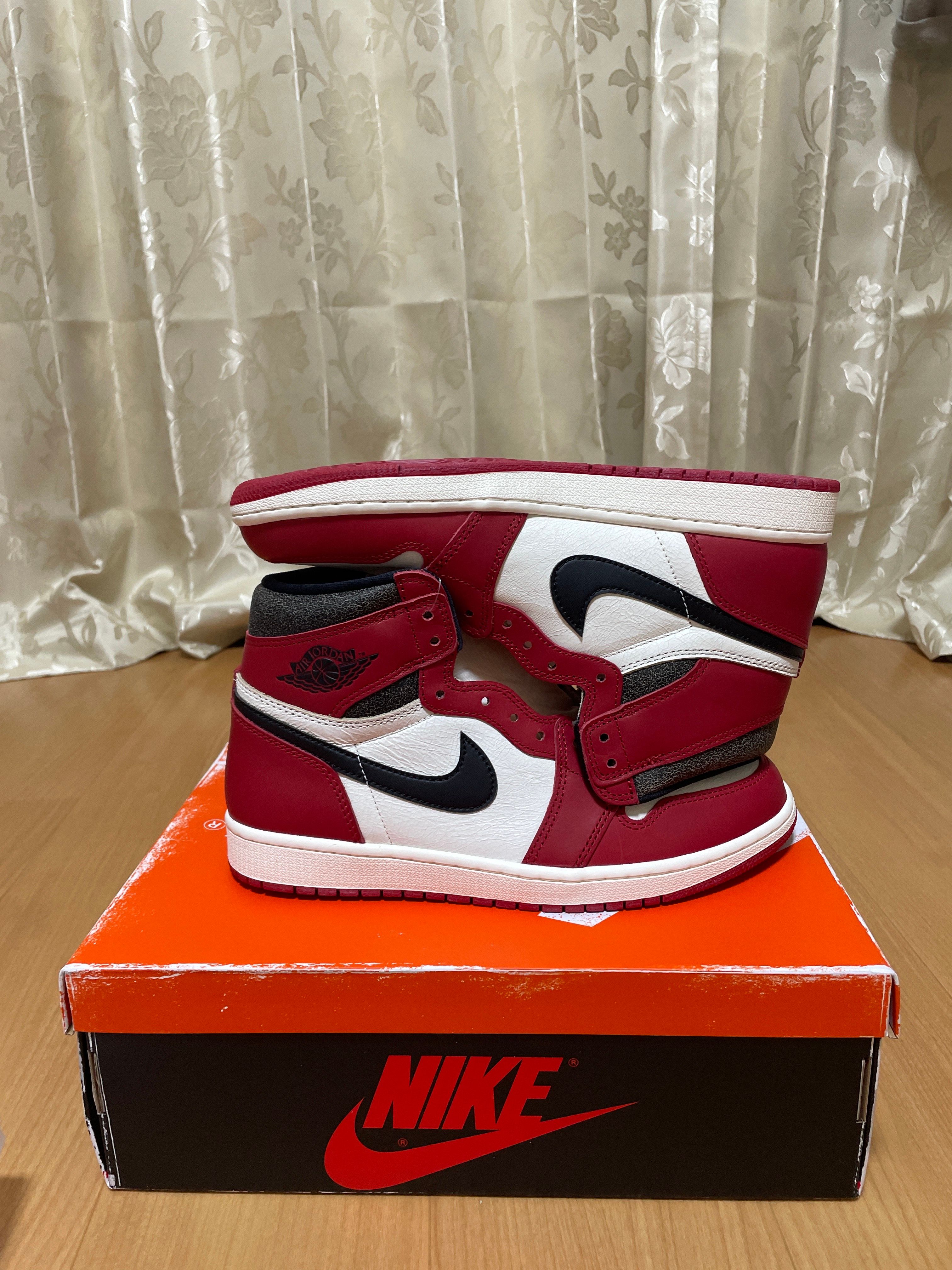 Nike Air Jordan 1 High OG "Lost & Found/Chicago"