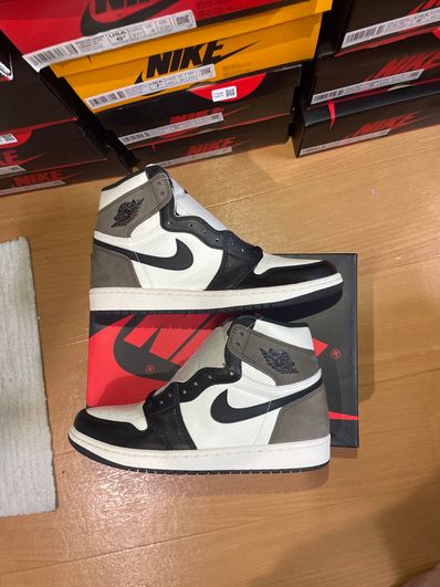 Nike Air Jordan 1 High OG "Sail/Dark Mocha/Black"
