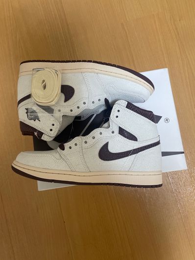 A Ma Maniere × Nike Air Jordan 1 Retro High OG "Sail and Burgundy"