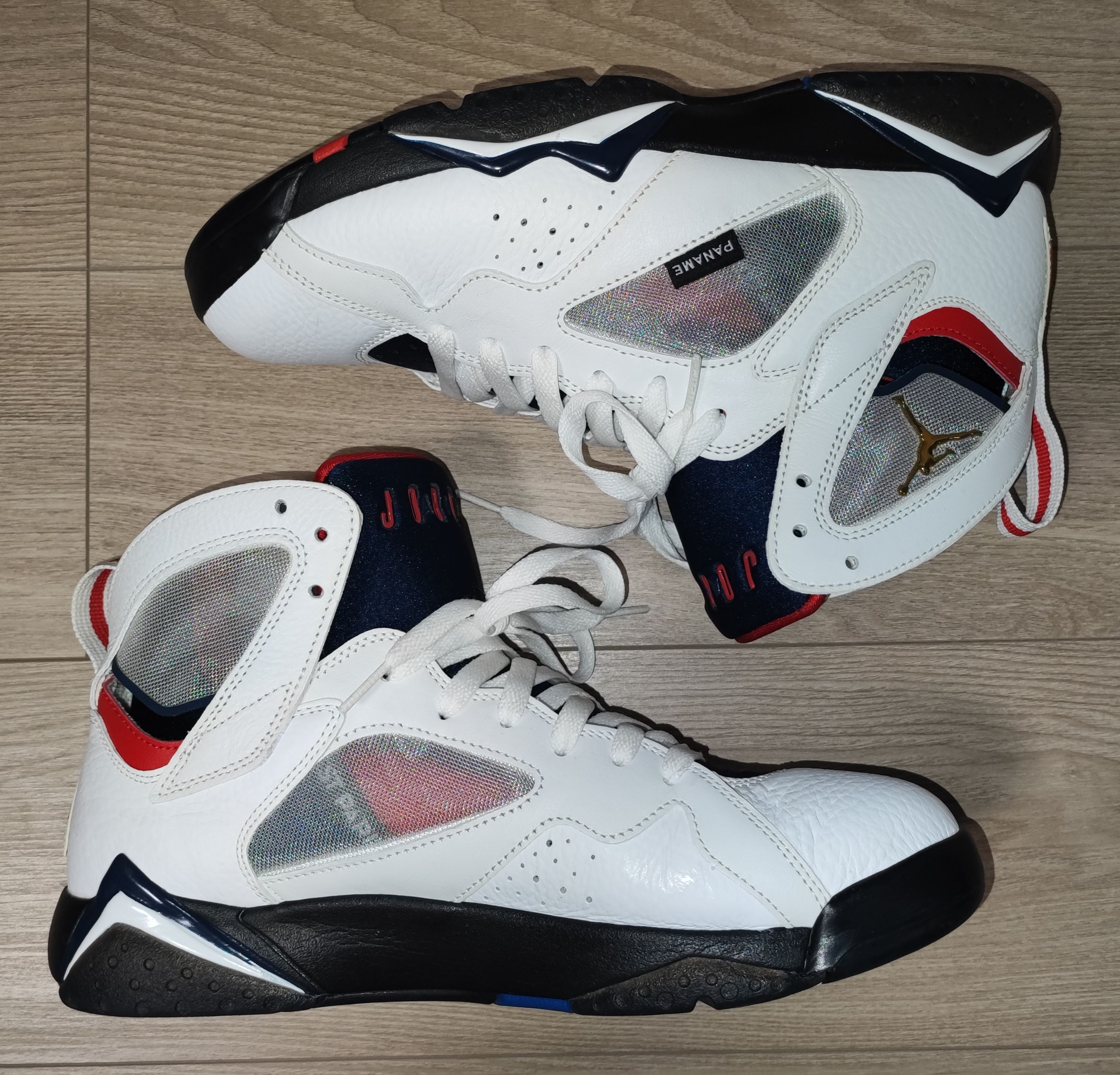 PSG × NIKE AIR JORDAN 7 RETRO "White"