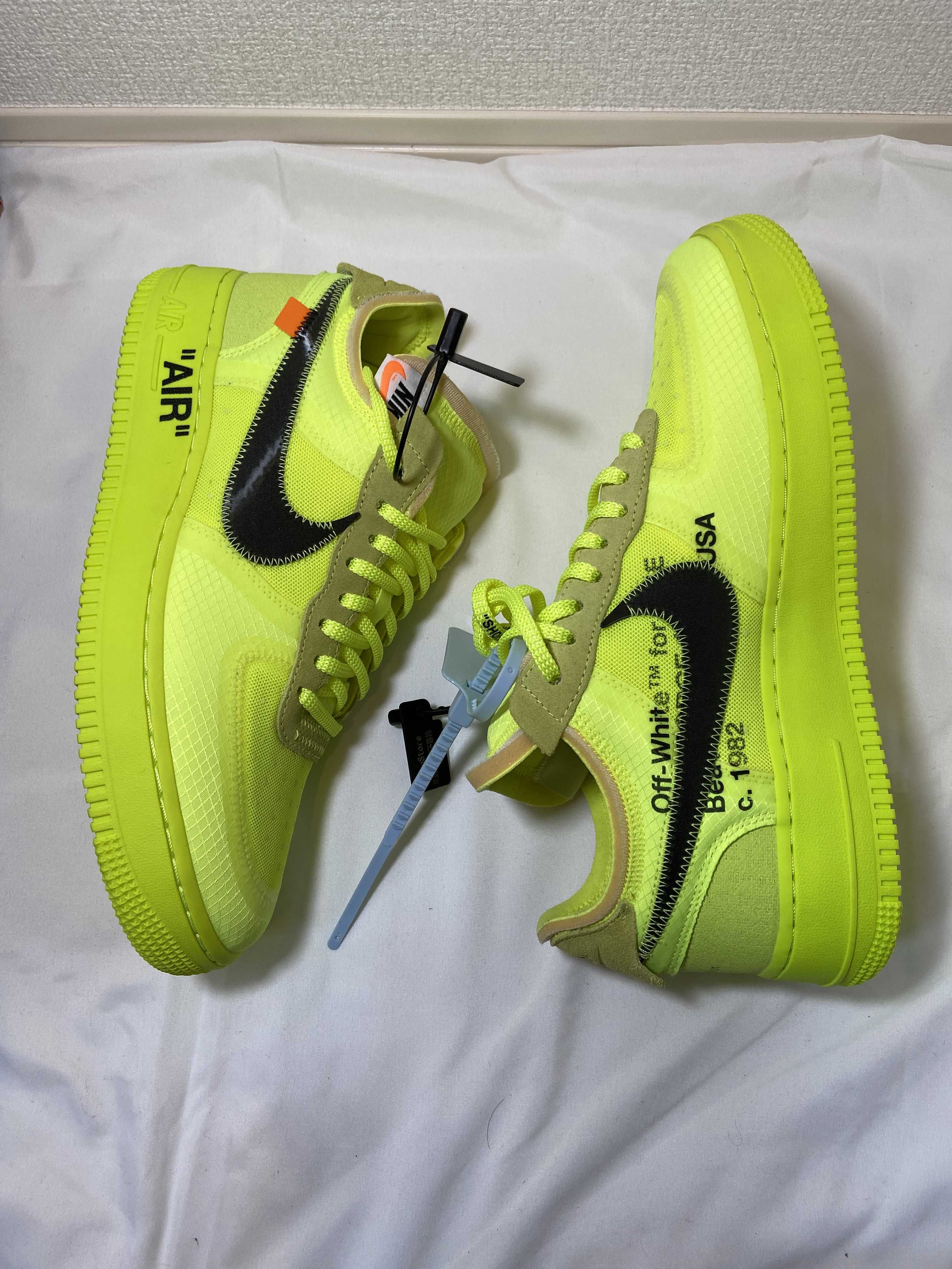 Off-White × Nike Air Force 1 Low "Volt"