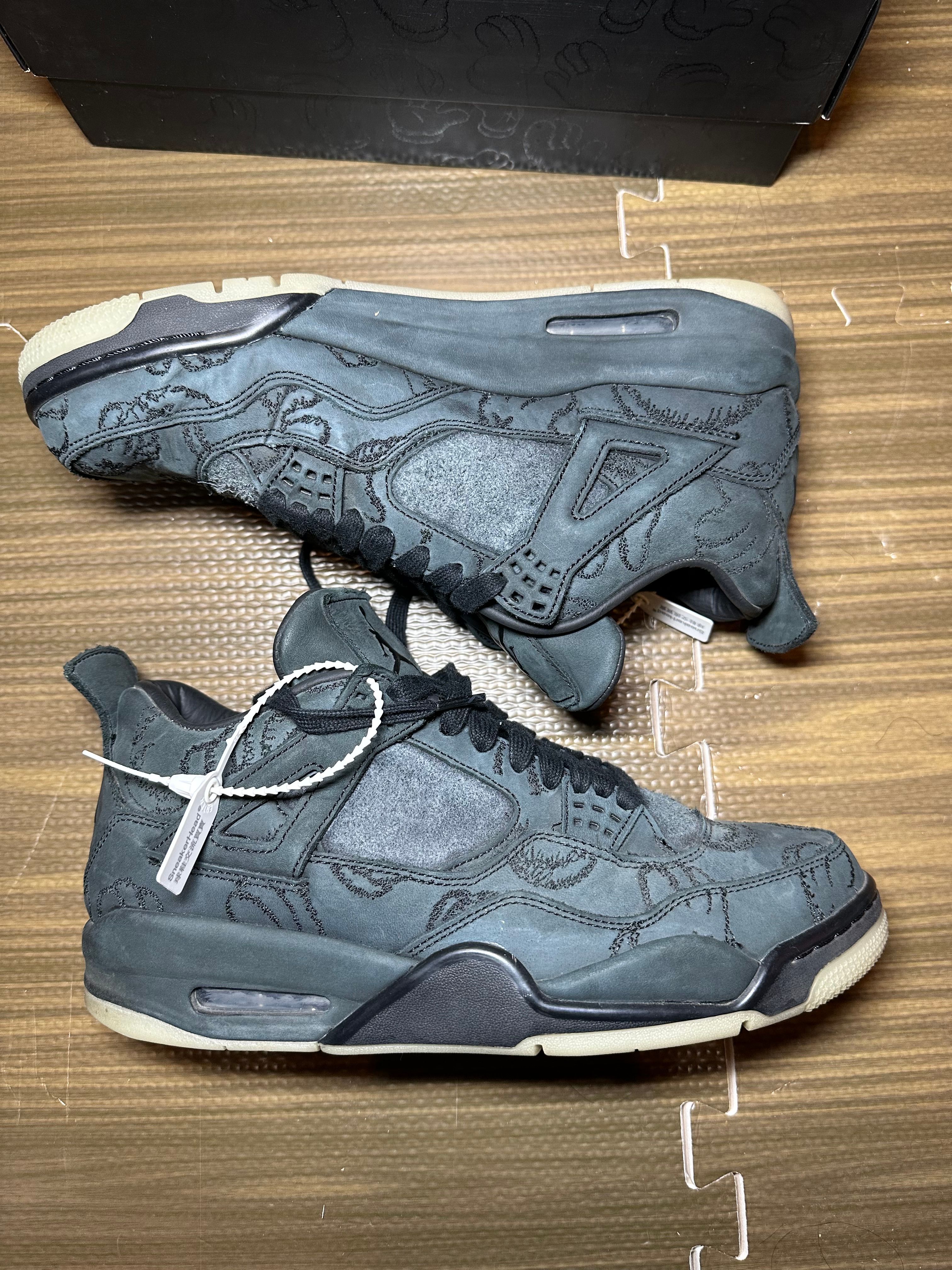 KAWS × Nike Air Jordan 4 Retro "Black"