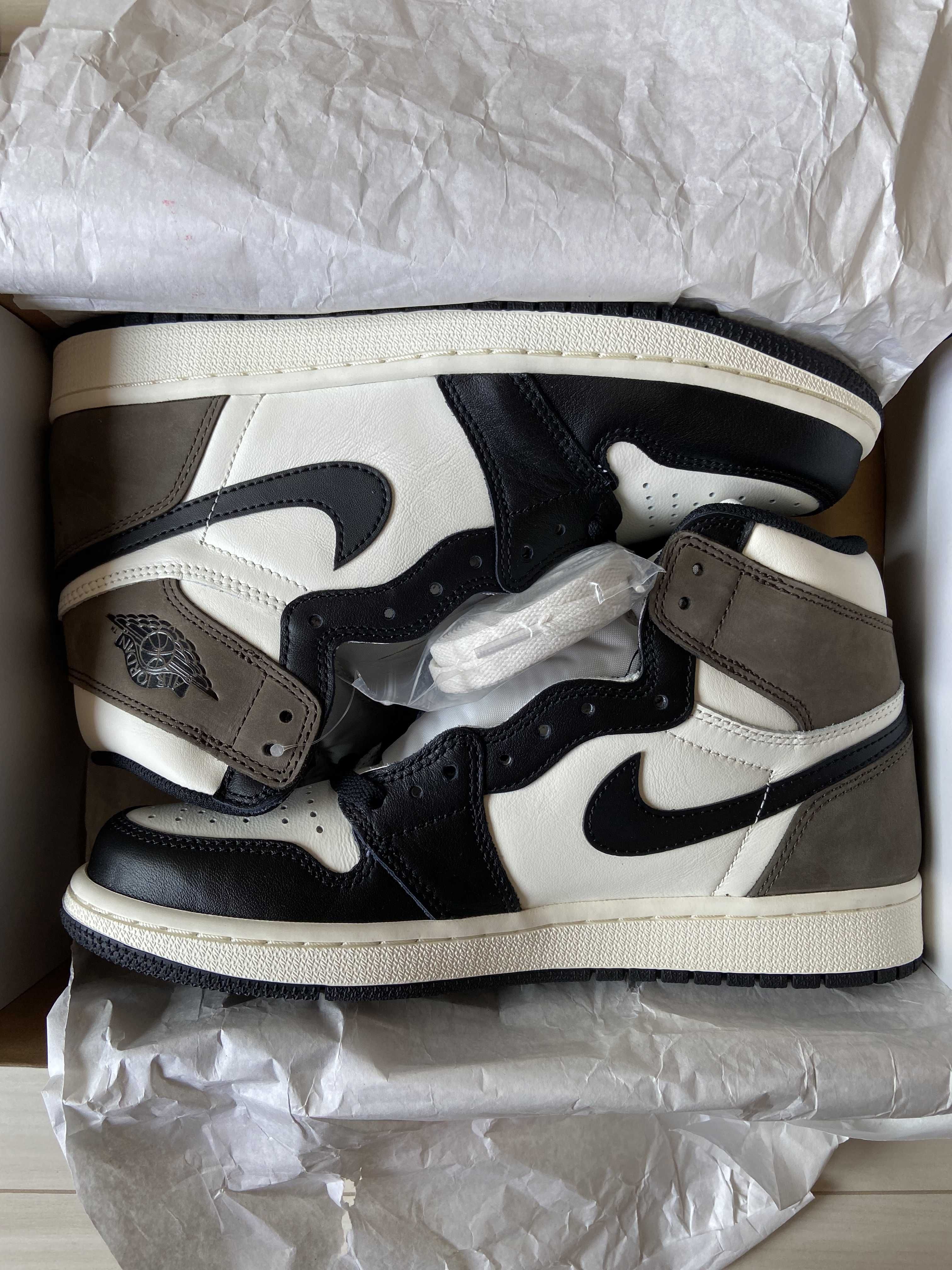 Nike Air Jordan 1 High OG "Sail/Dark Mocha/Black"