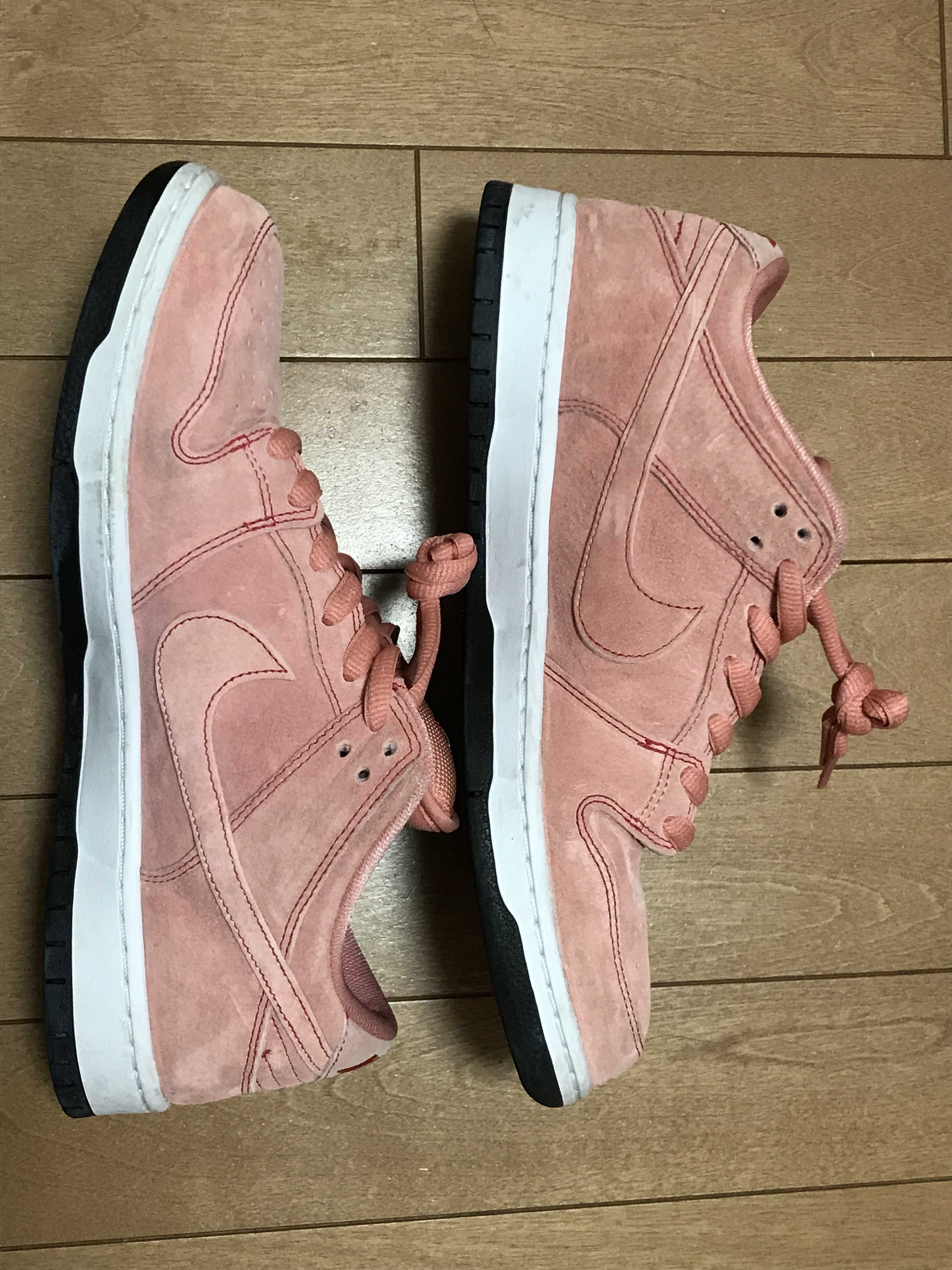Nike SB Dunk Low "Pink Pig"