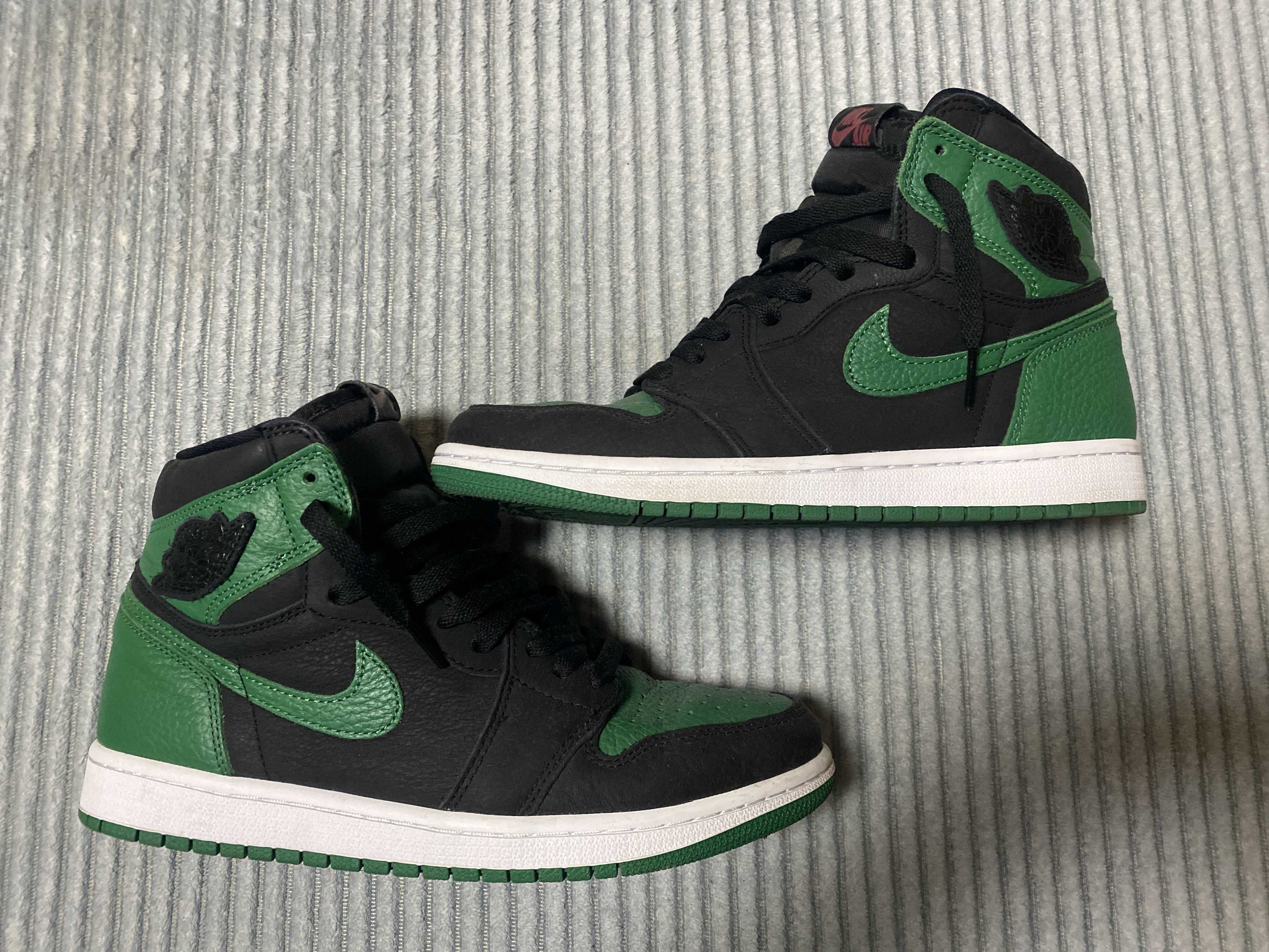 Nike Air Jordan 1 Retro High OG "Black/Pine Green" (2020)      