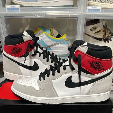 Nike Air Jordan 1 High OG "White/Black/Light Smoke Grey"