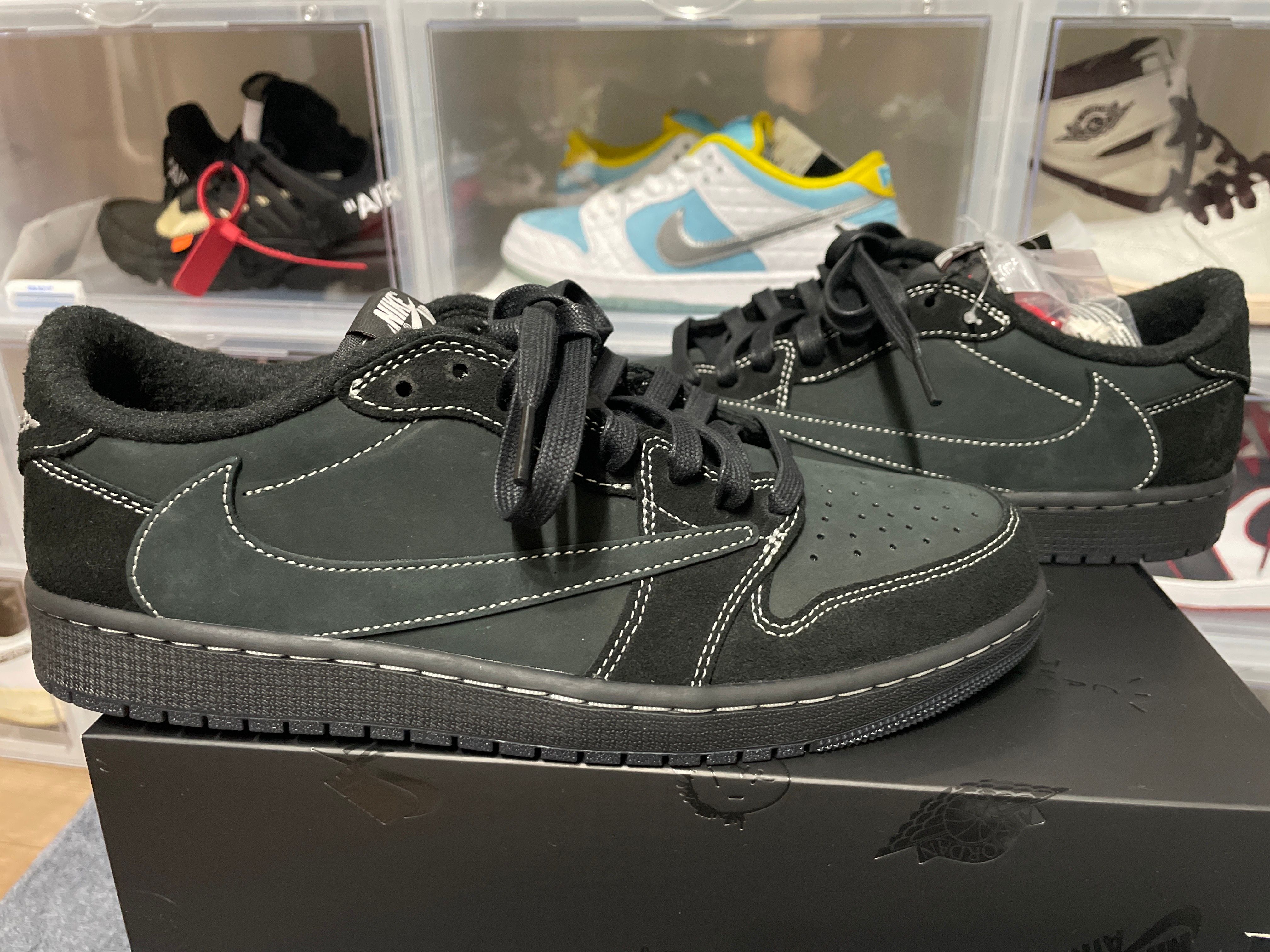 Travis Scott × Nike Air Jordan 1 Low OG SP "Black Phantom"