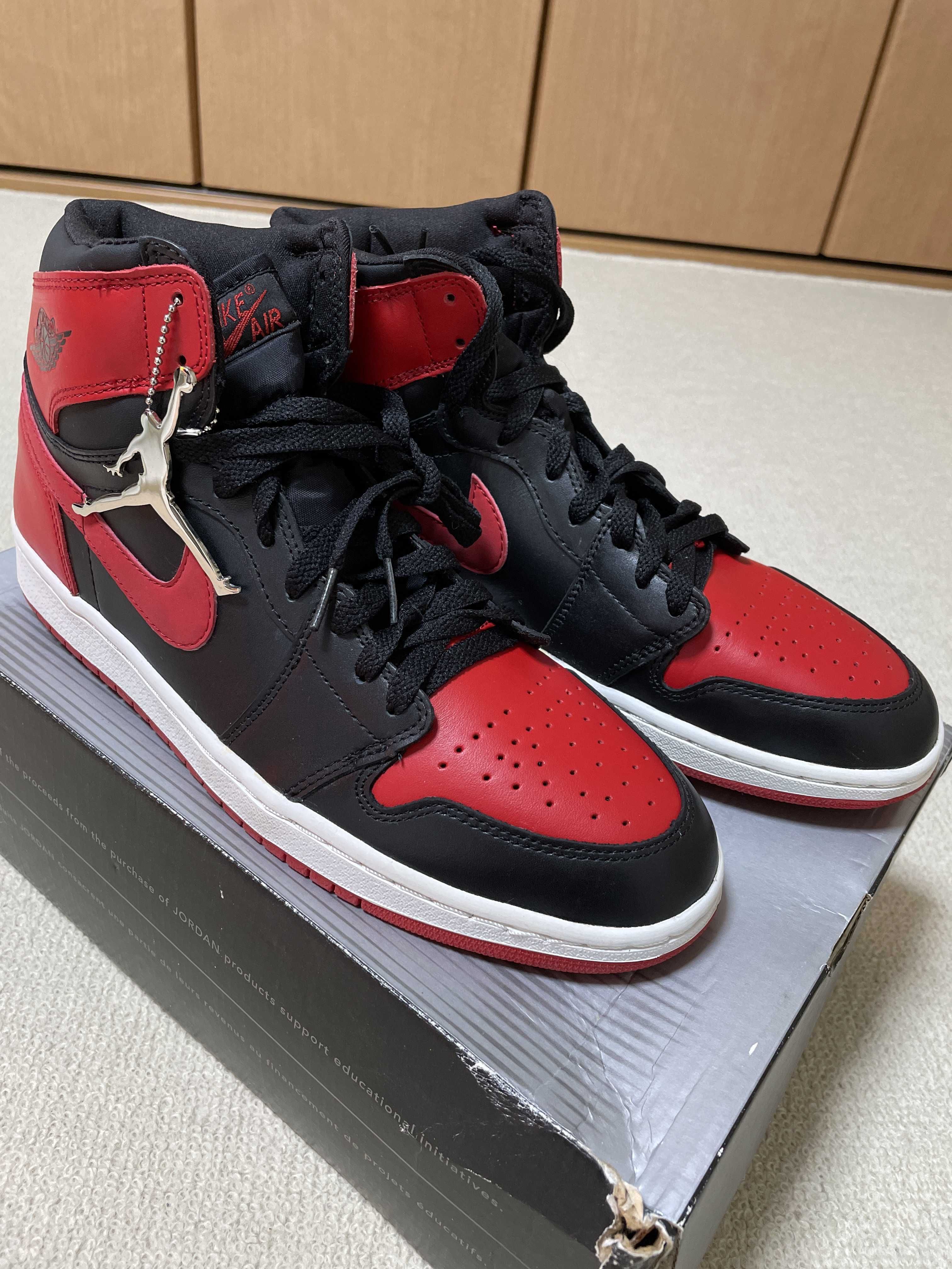 Nike Air Jordan 1 Retro High "Black Varsity Red/Bred"(2001)