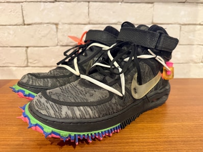 Off-White × Nike Air Force 1 Mid "Black"
