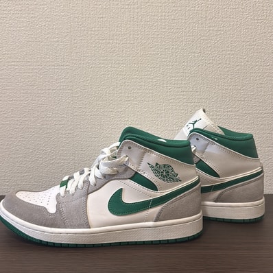 Nike Air Jordan 1 Mid "Green Grey White"