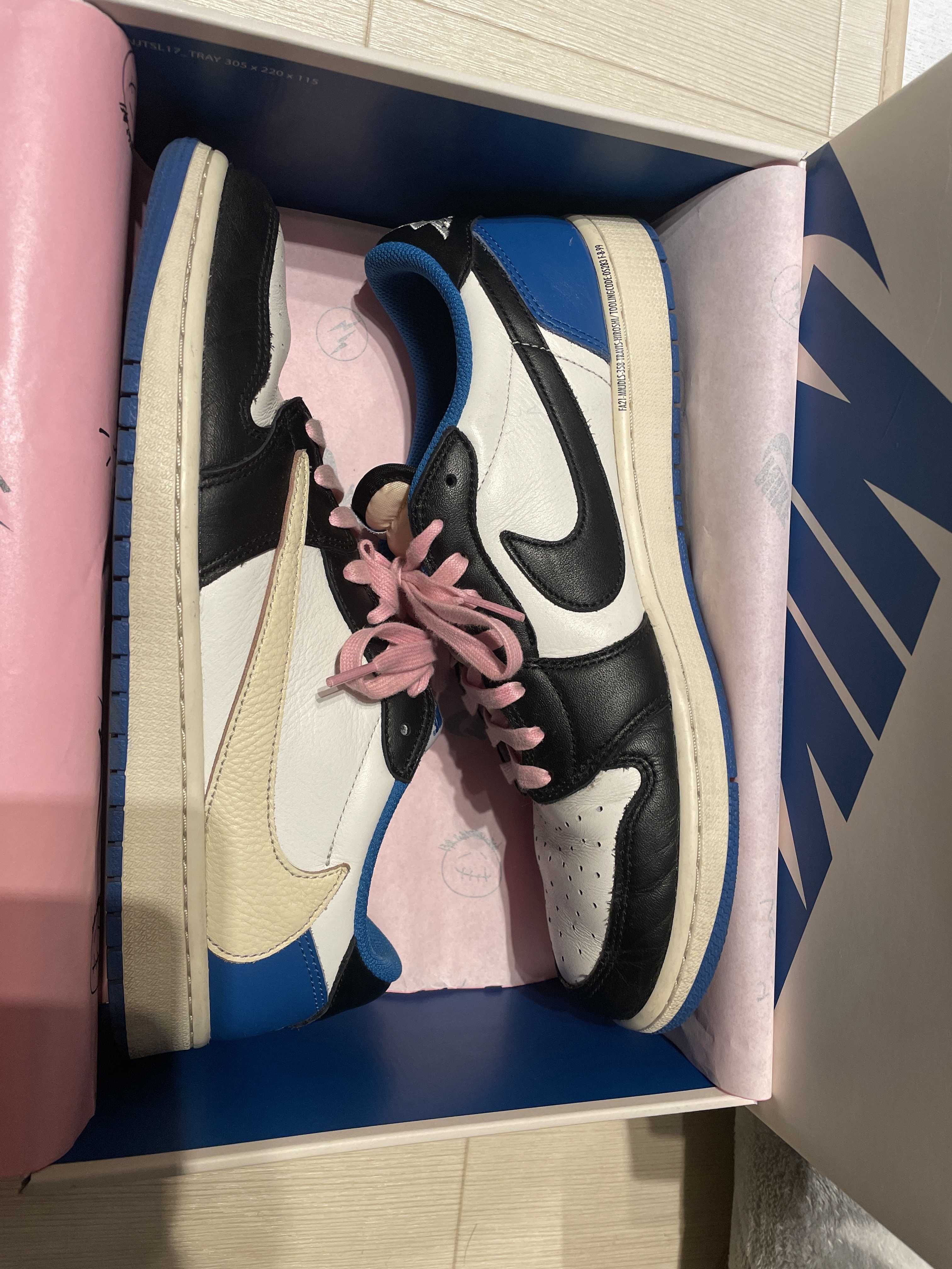 Travis Scott × fragment design × Nike Air Jordan 1 Low OG SP "Military Blue"