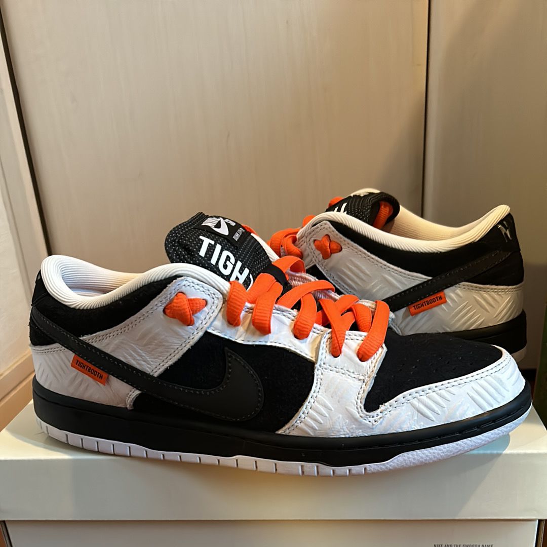 TIGHTBOOTH × Nike SB Dunk Low Pro QS "Black and White"