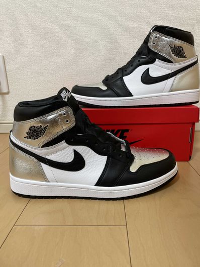 Nike Women's Air Jordan 1 Retro High OG "Silver Toe"