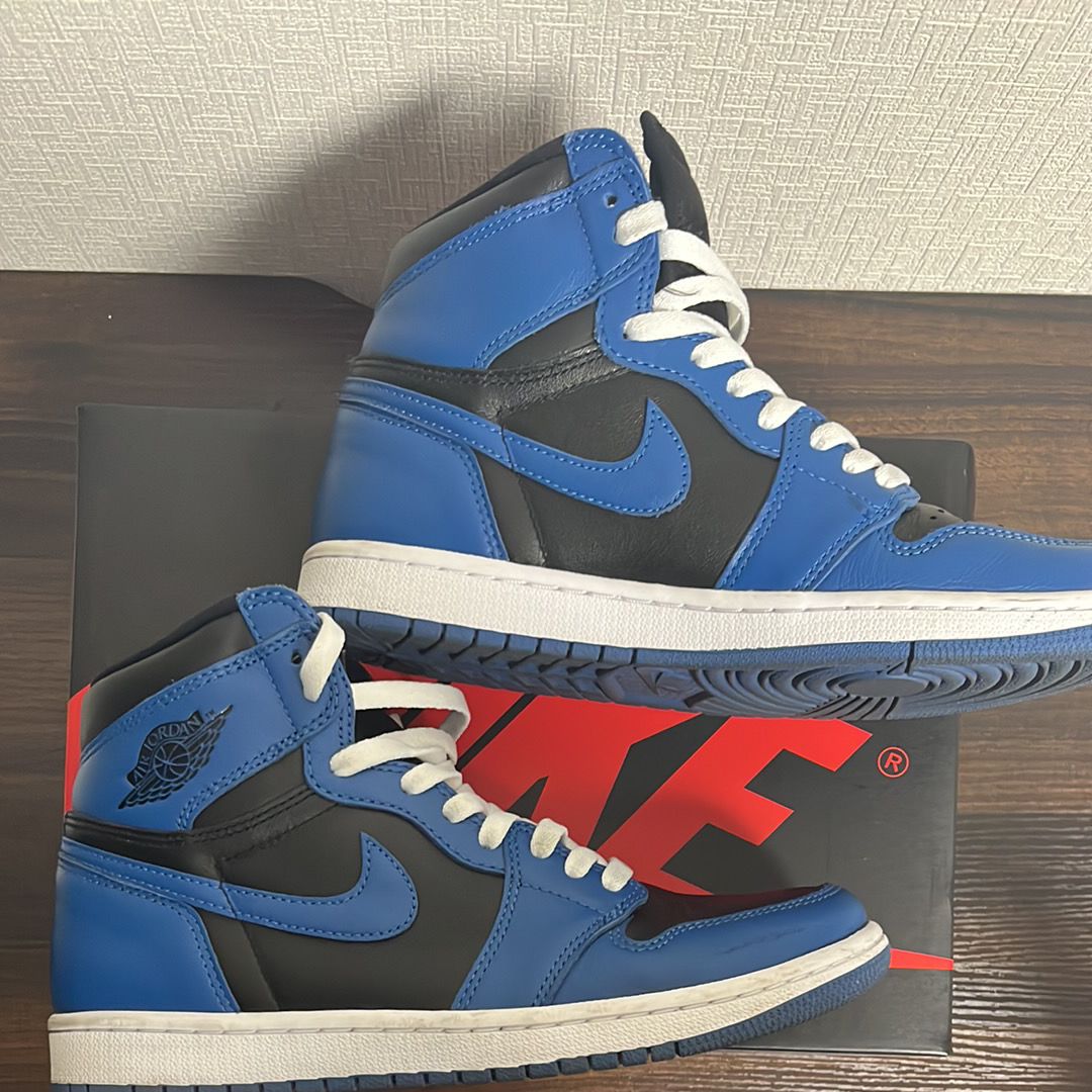 Nike Air Jordan 1 Retro High OG "Dark Marina Blue"