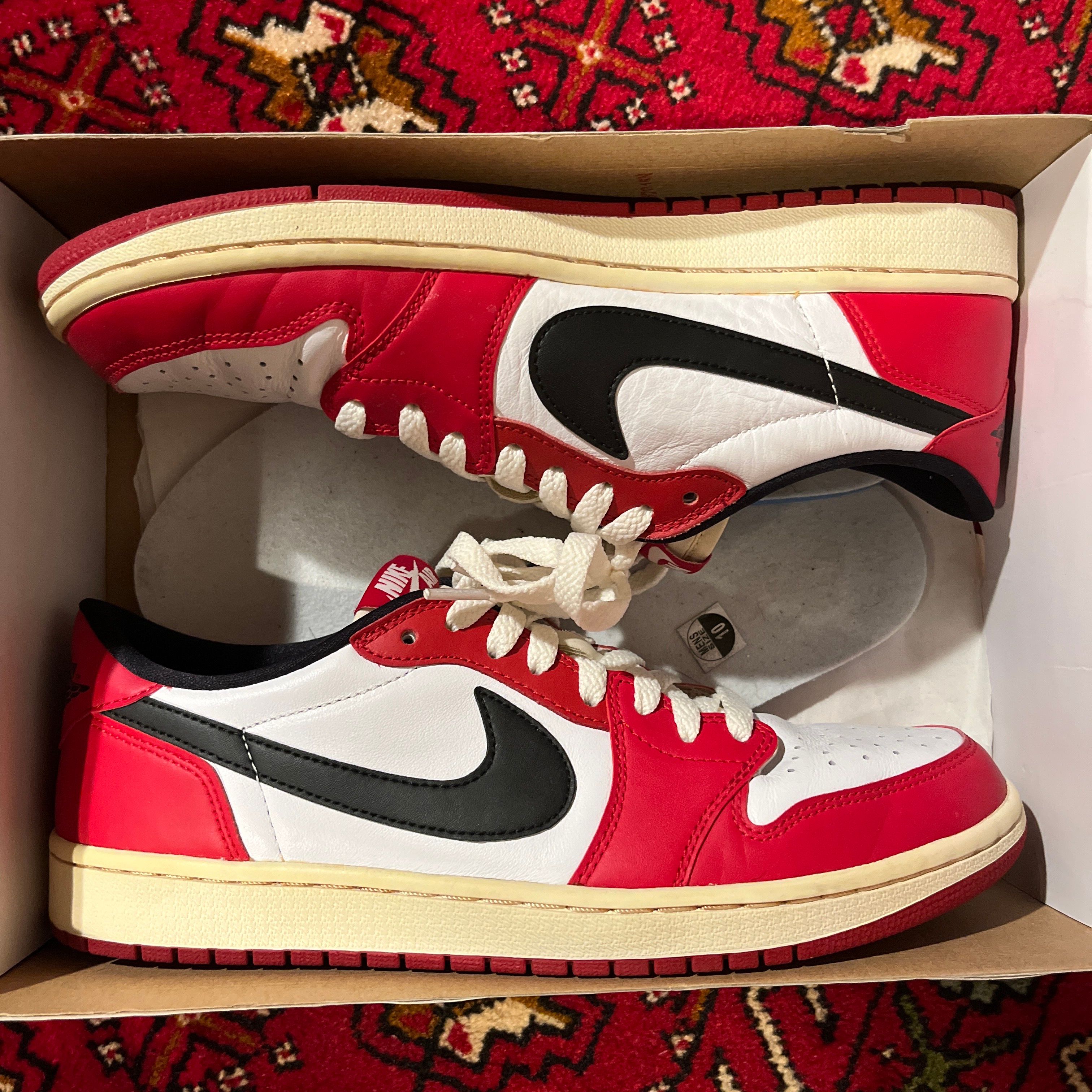 NIKE AIR JORDAN 1 RETRO LOW CHICAGO (2016)