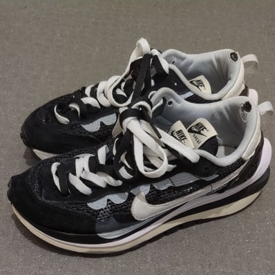 sacai × Nike Vapor Waffle "Black and White"