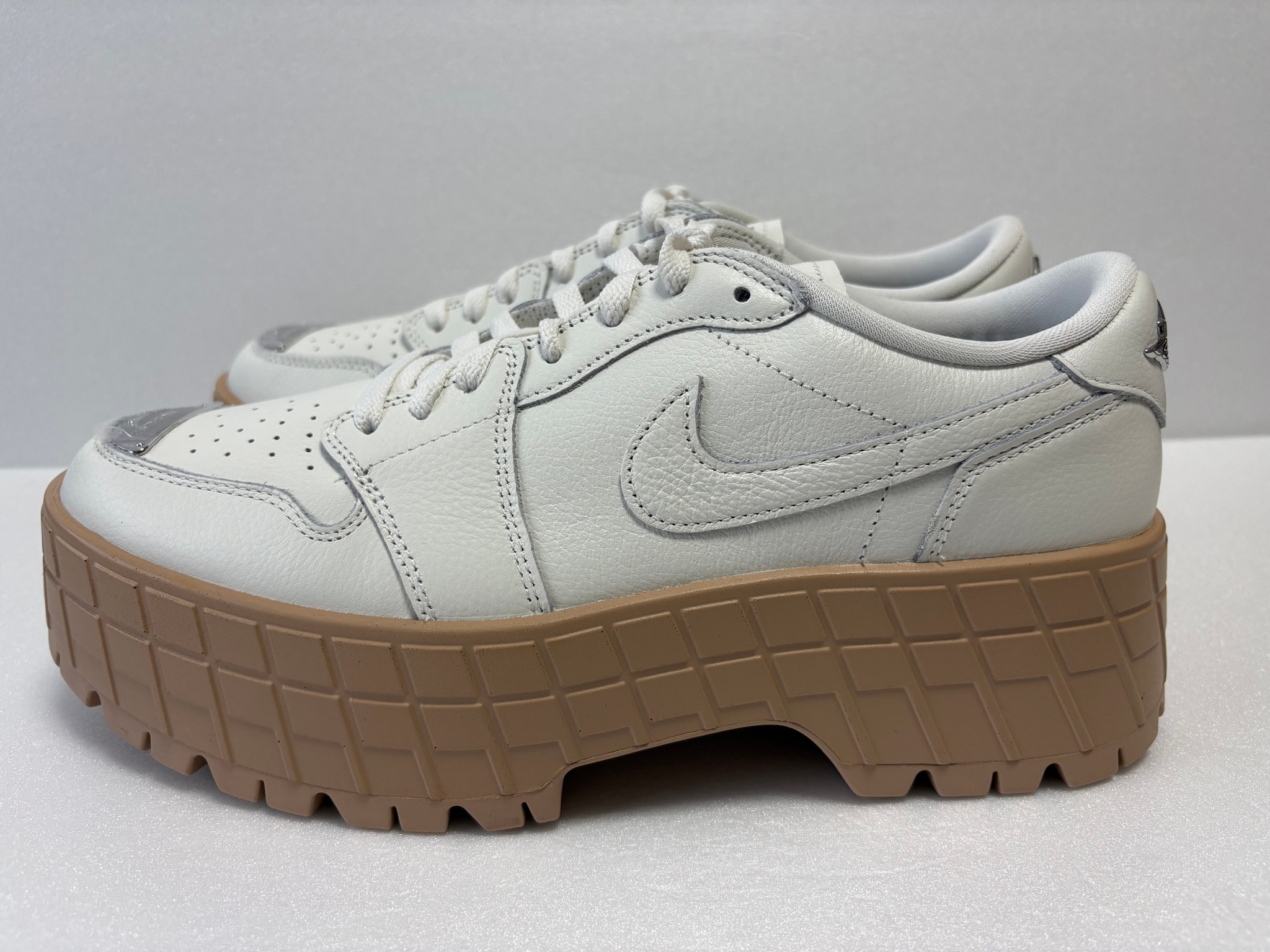 Nike Women's Air Jordan 1 Brooklyn Low 