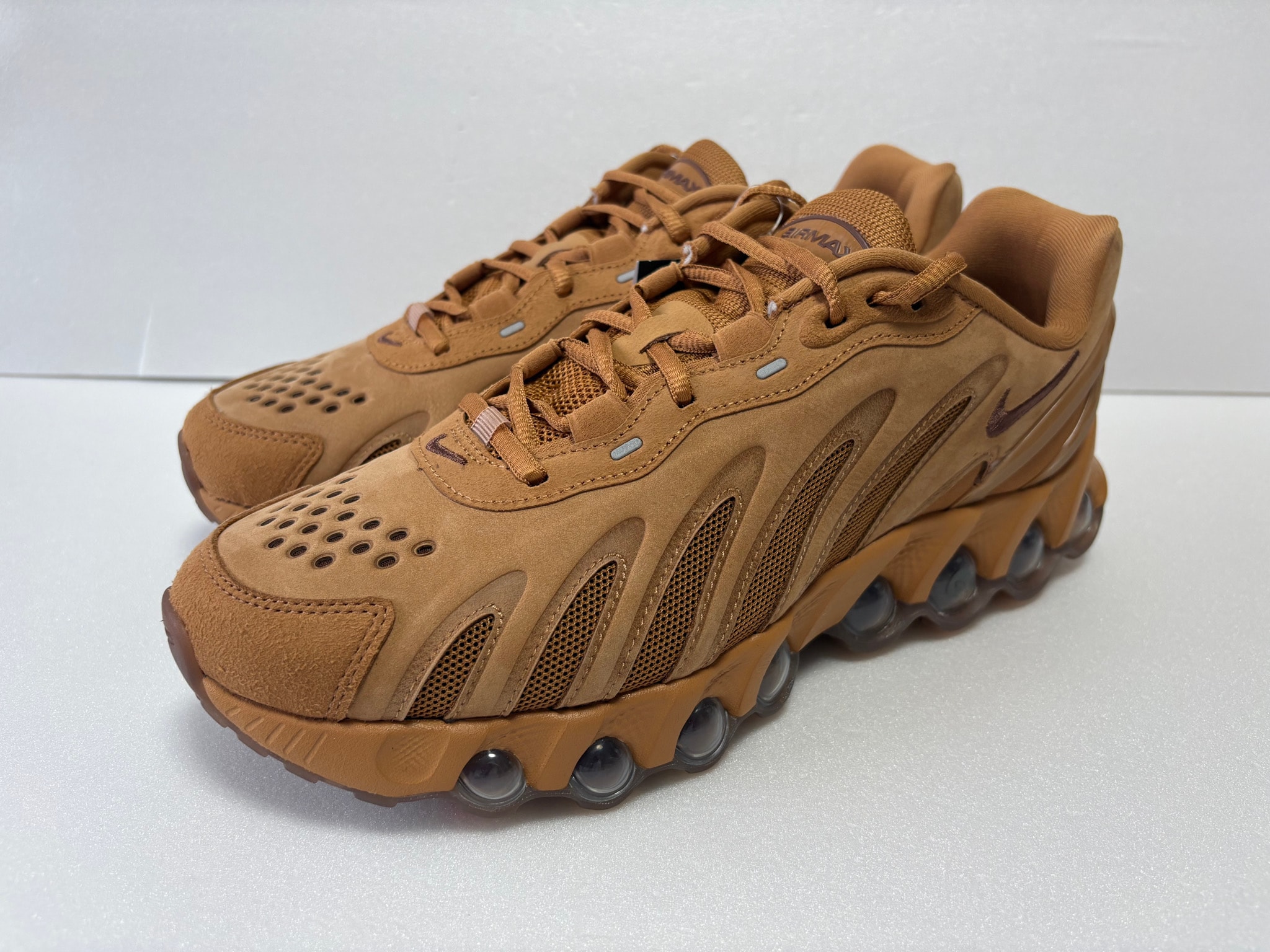 Nike Air Max DN8 Leather "Flax/Foner Brown"
