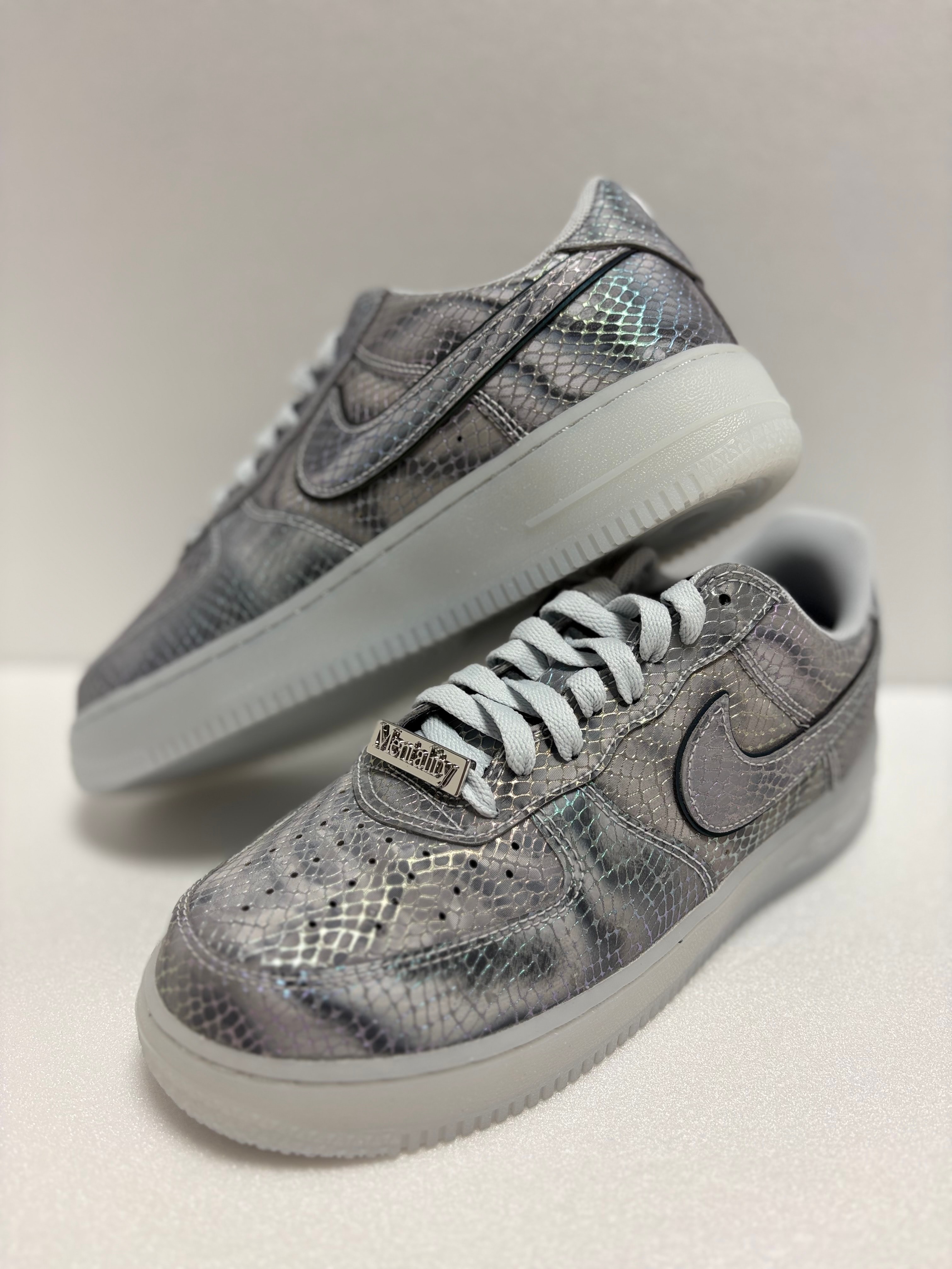 Kobe Bryant × Nike Air Force 1 Low Protro "Lenticular Snake"