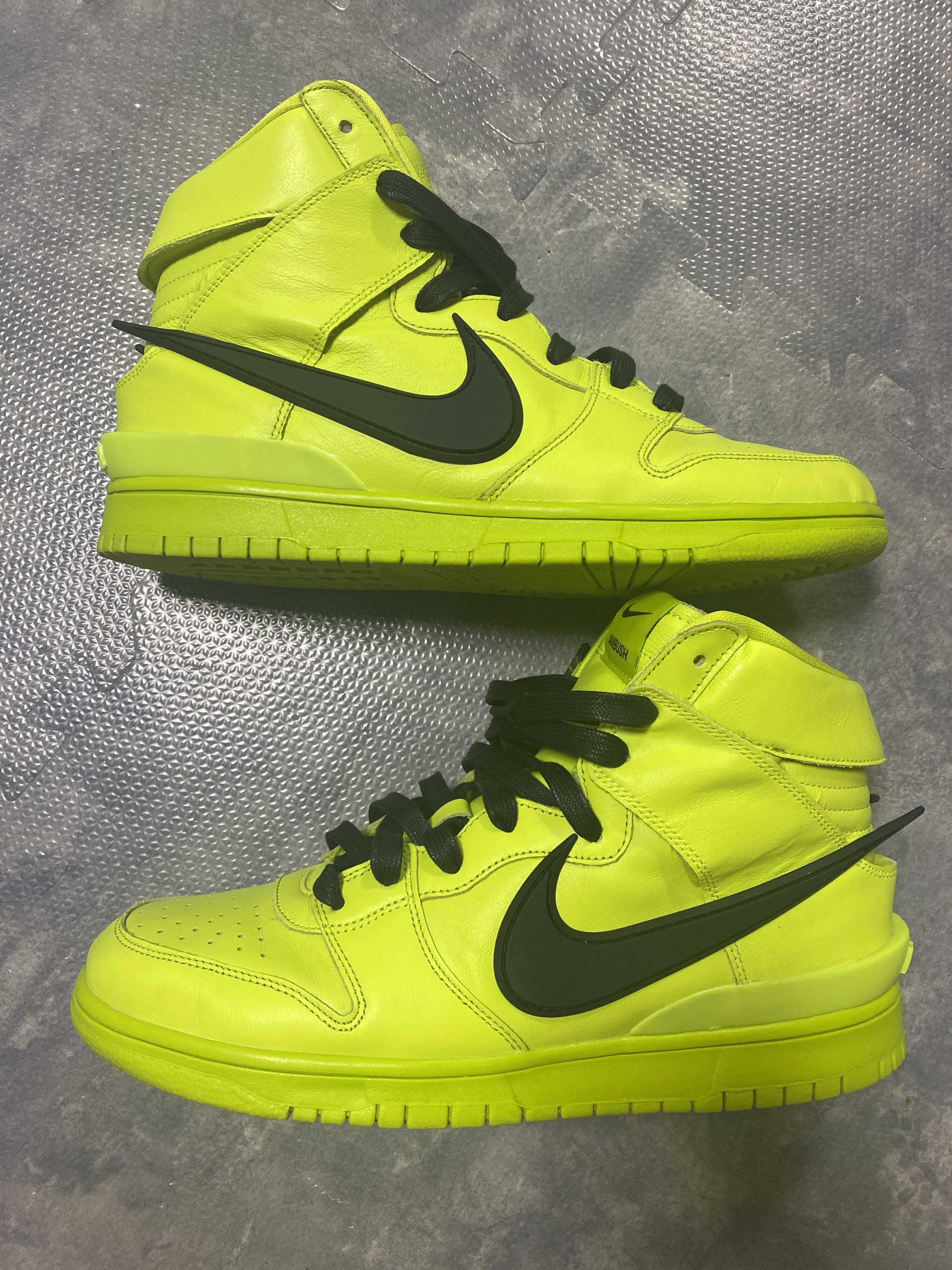 AMBUSH × NIKE DUNK HIGH "FLASH LIME"