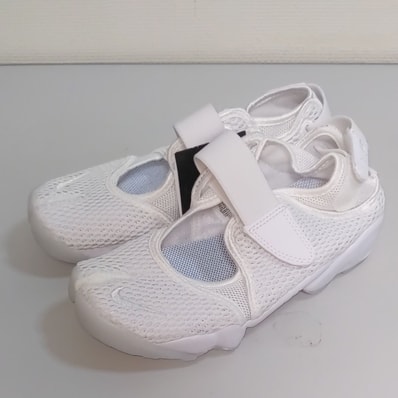 Nike Women's Air Rift Breathe "Pure Platinum"