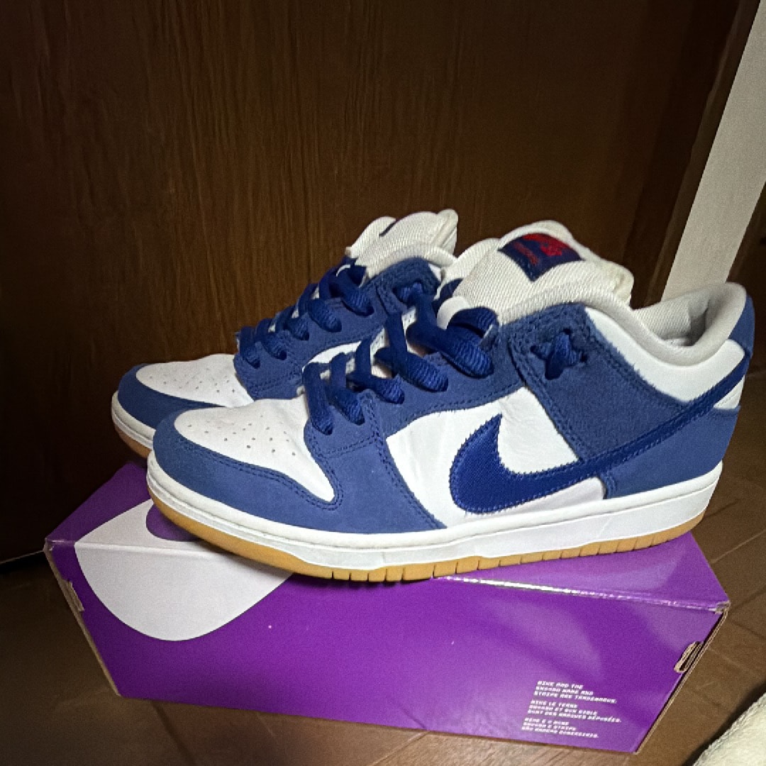 Nike SB Dunk Low "Los Angeles Dodgers/Deep Royal Blue"
