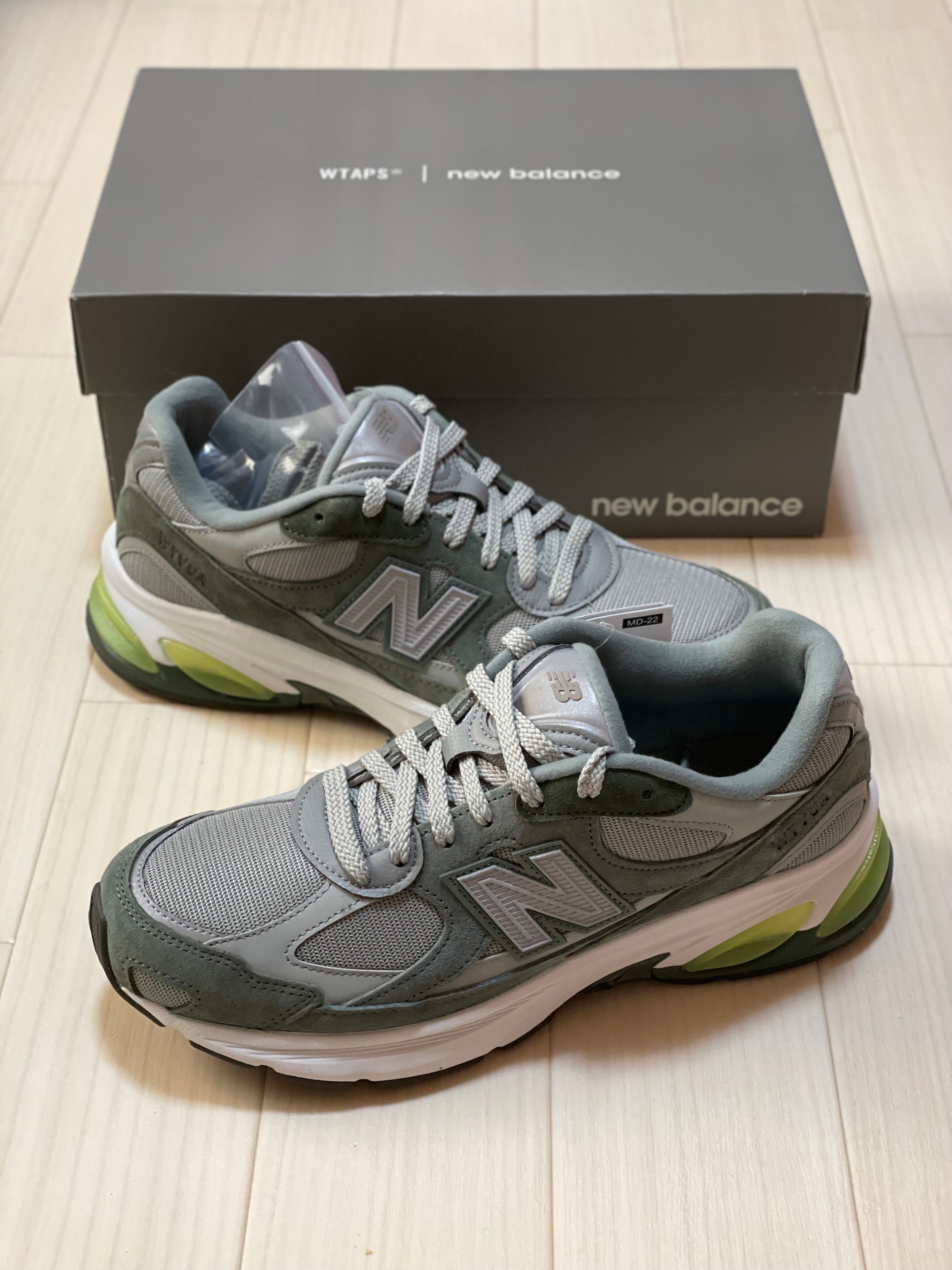 ダブルタップス × ニューバランス アブゾーブ 2010 