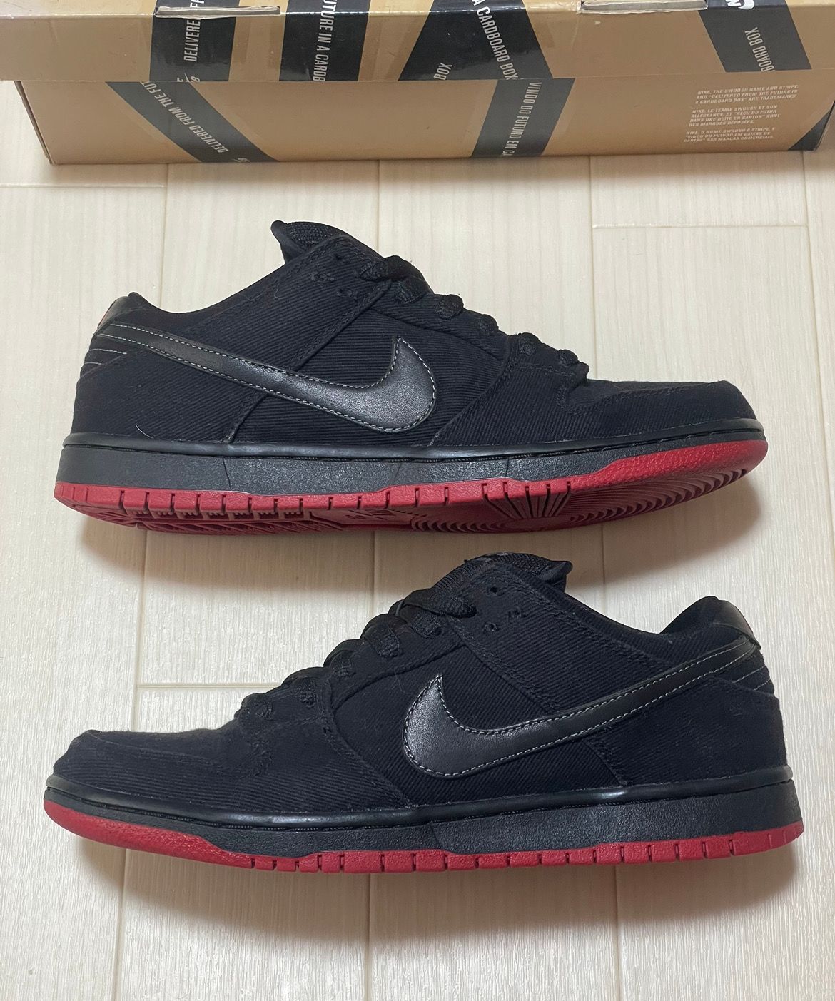 Levi's × Nike SB Dunk Low Pro Premium 