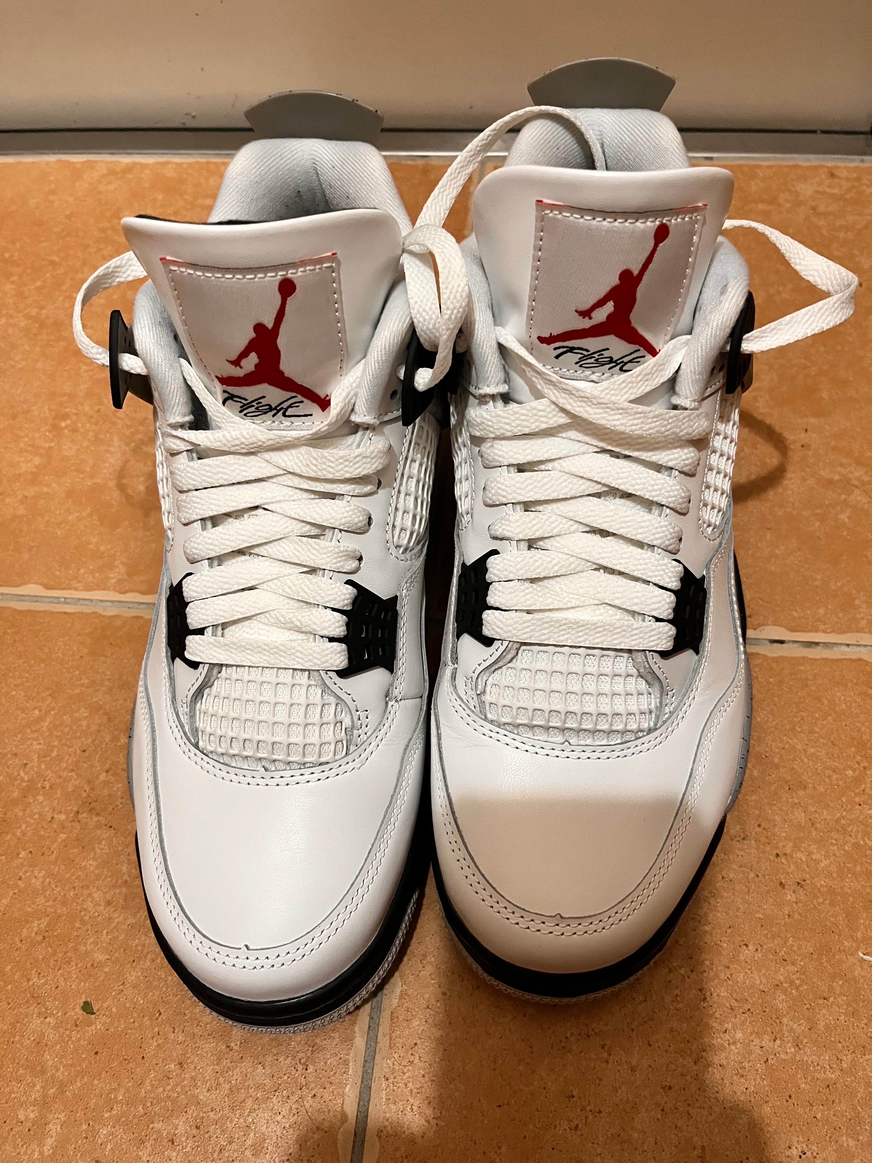 Nike Air Jordan 4 Retro "White/Cement" (2025)