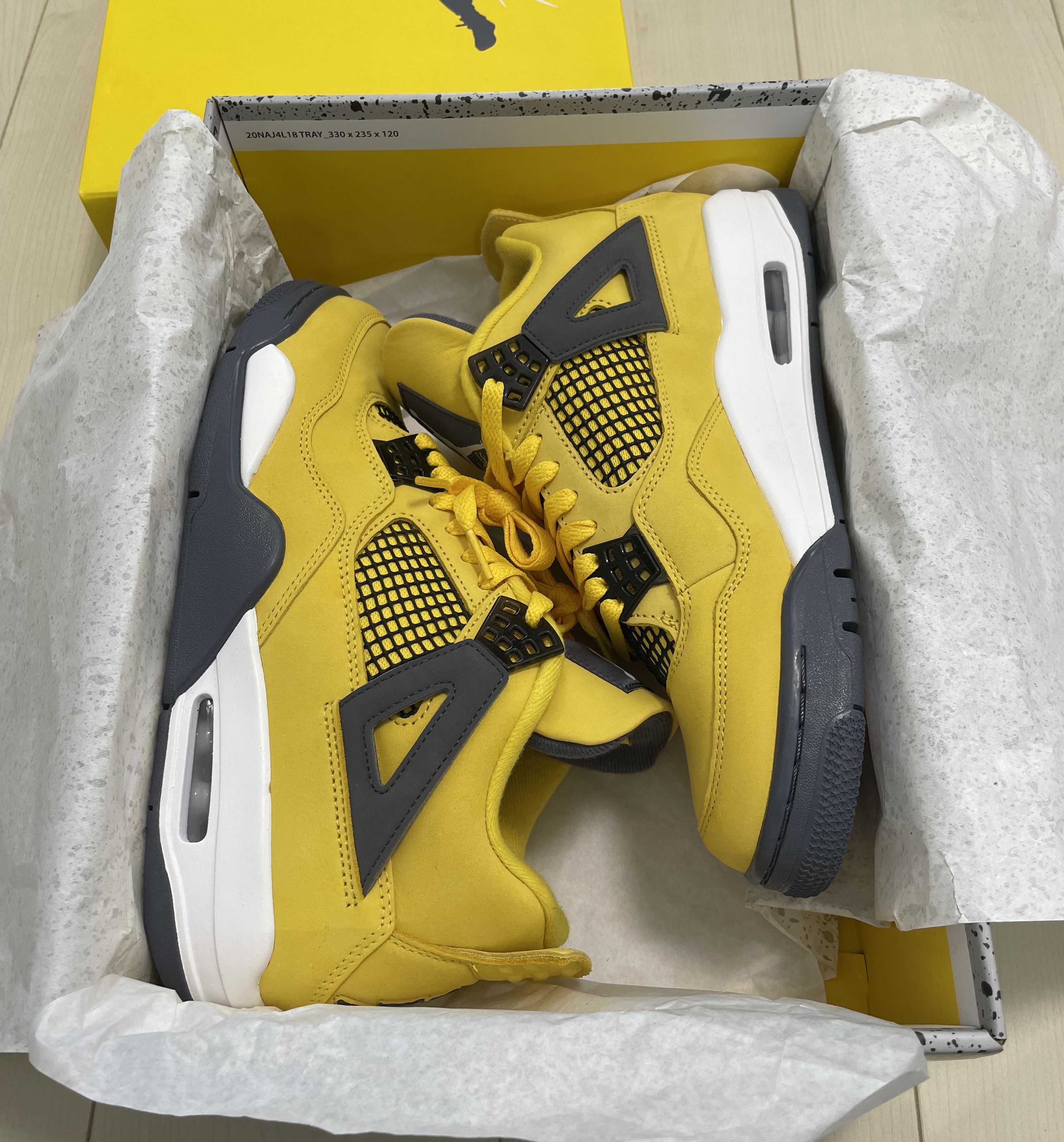 Nike Air Jordan 4 "Tour Yellow"