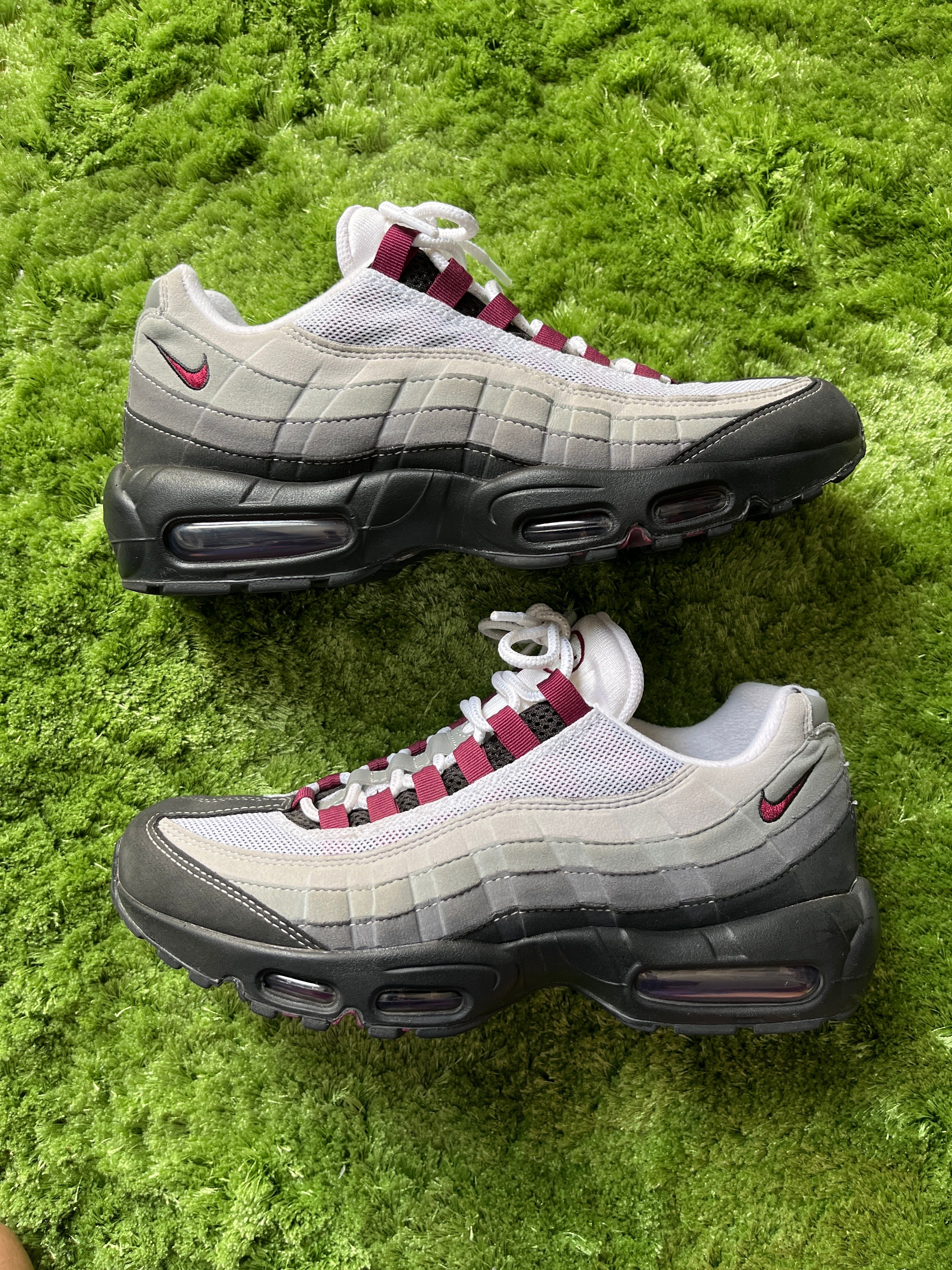 Nike Air Max 95 "Pearl Grey/Dark Beetroot"