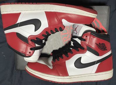 Nike Air Jordan 1 Retro High "Chicago" (2013)