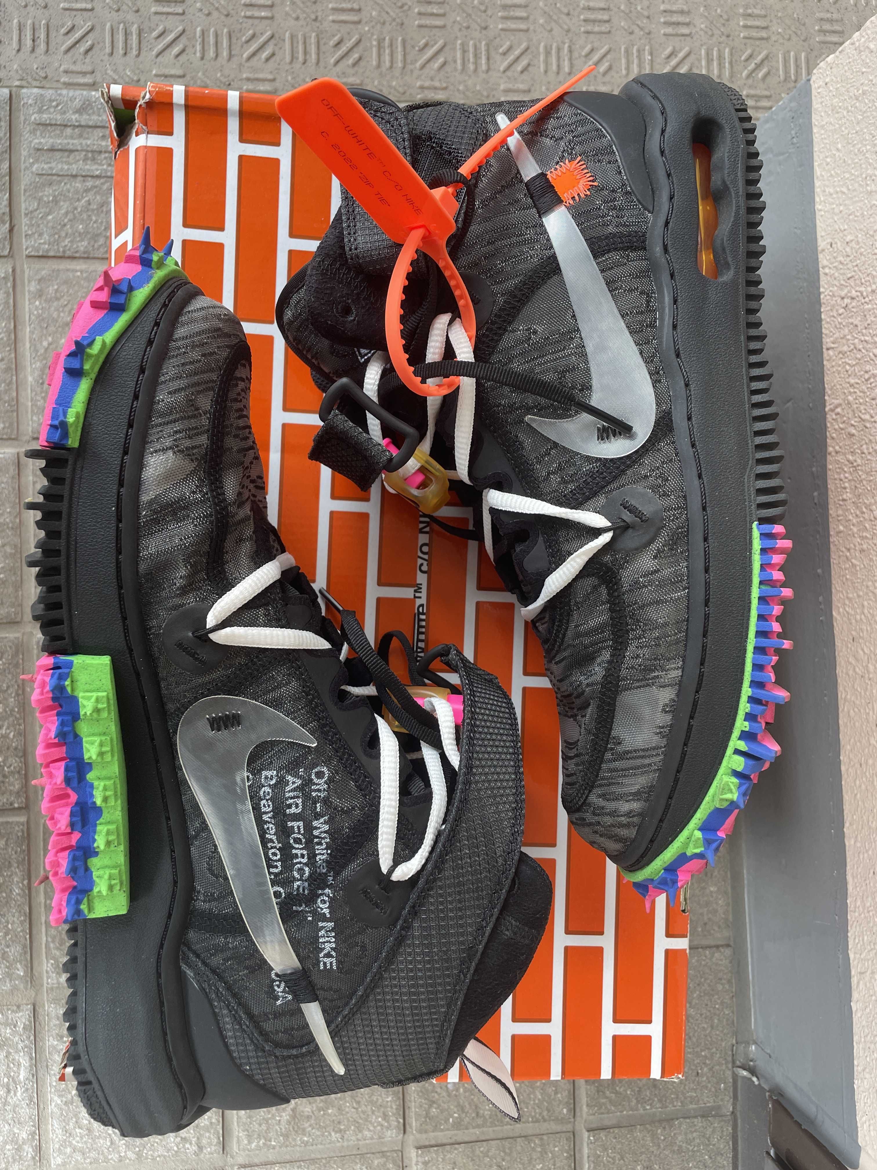 Off-White × Nike Air Force 1 Mid "Black"