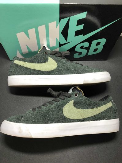 Stussy × Nike SB Blazer Low "Black/Palm Green"