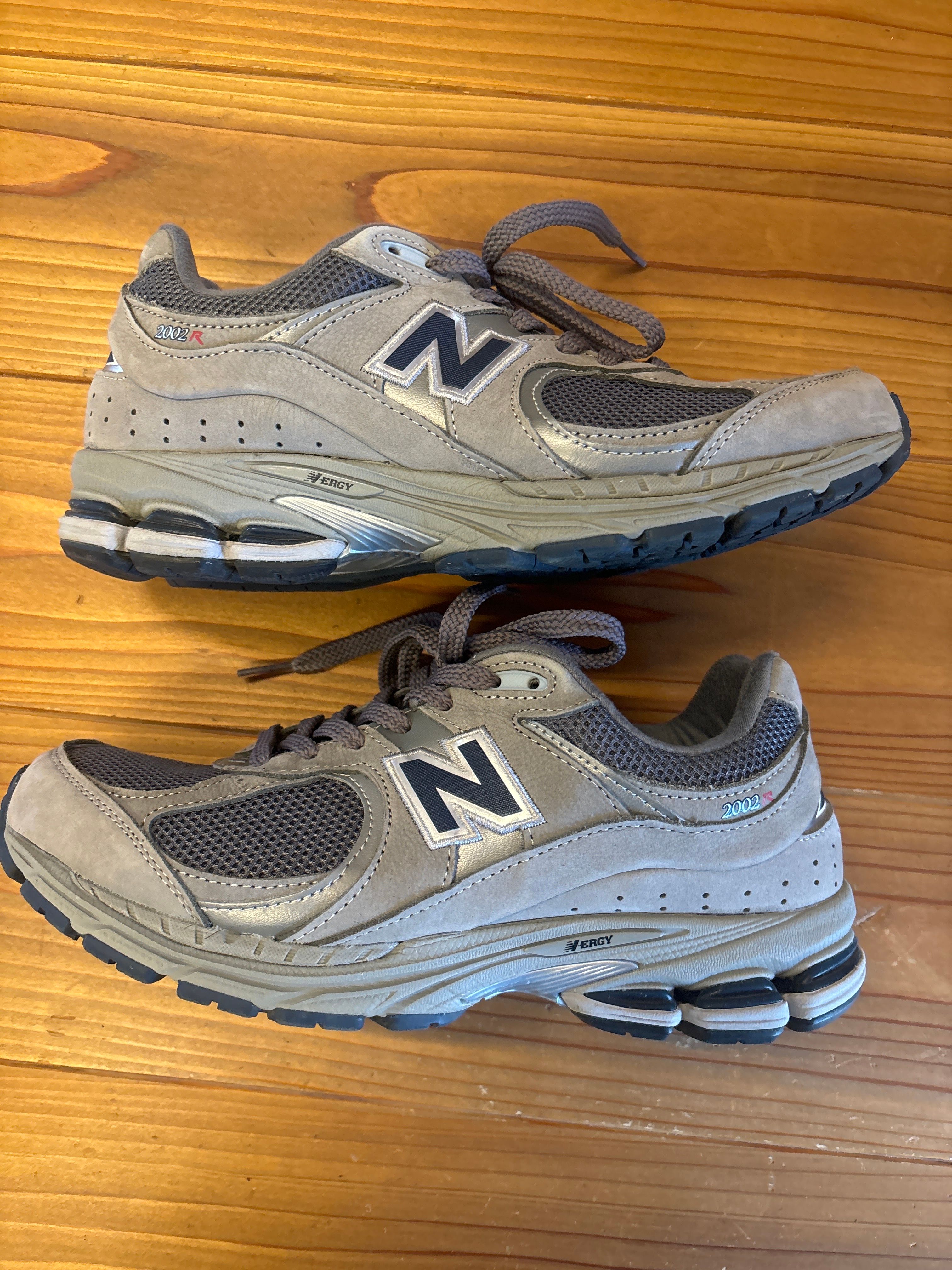 New Balance 2002R "Gray"