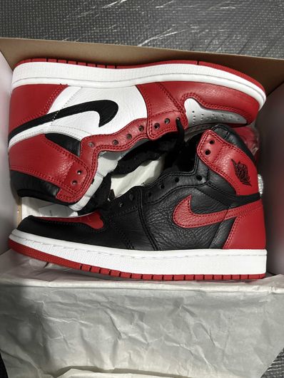 Nike Air Jordan 1 RETRO High OG NRG