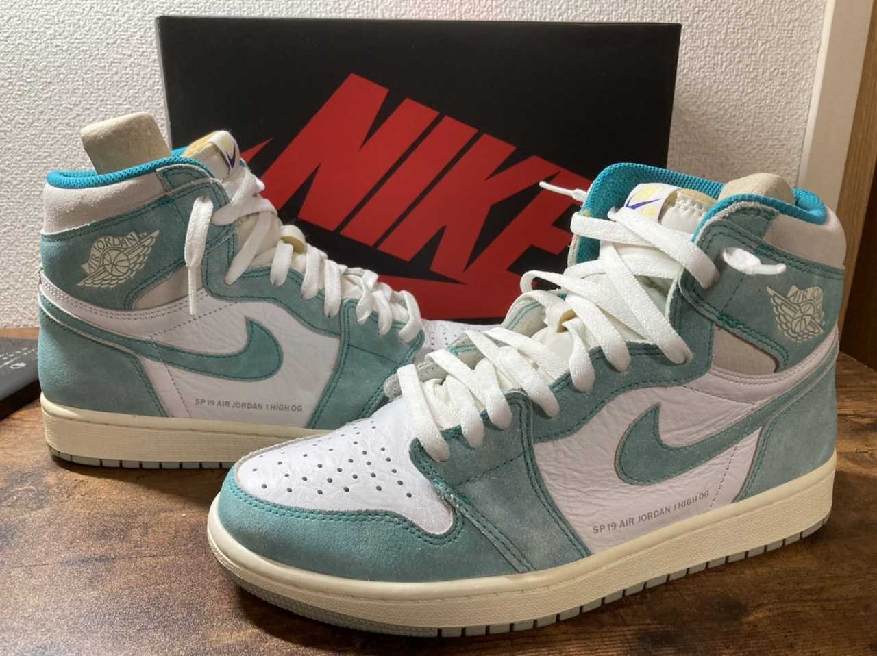 Nike Air Jordan 1 Retro High OG "Turbo Green"
