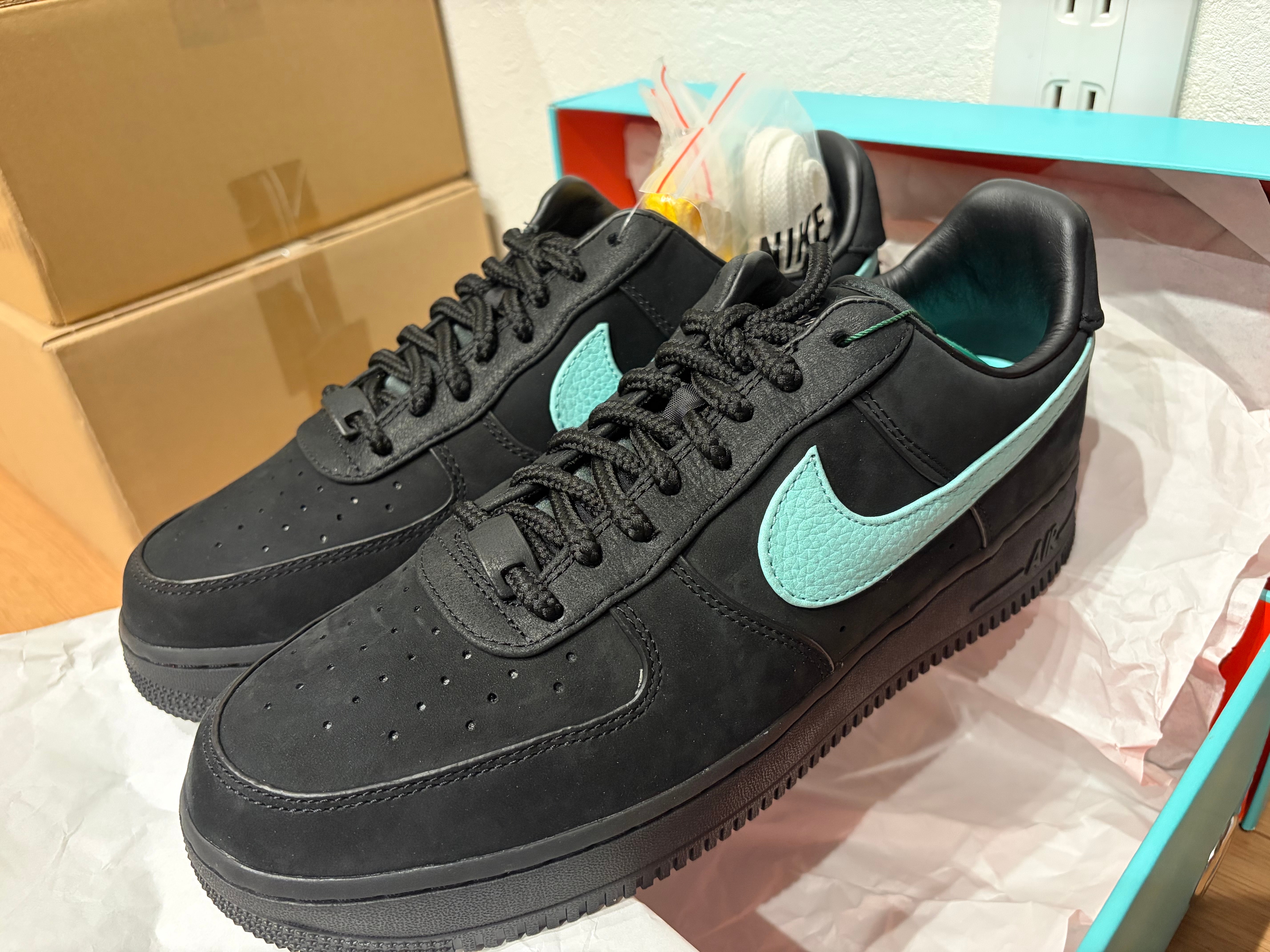 Tiffany & Co. × Nike Air Force 1 Low "1837"