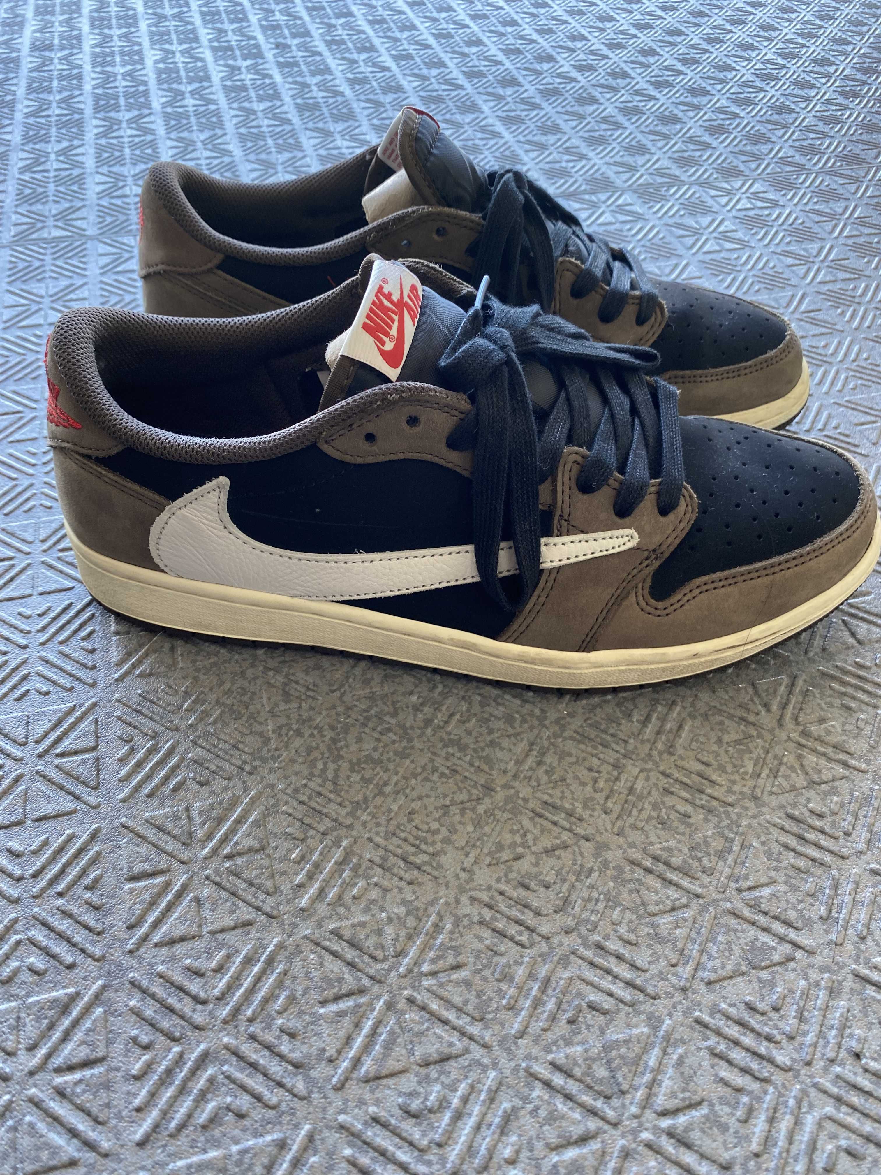 Travis Scott × Nike Air Jordan 1 Low OG SP-T "Black/Dark Mocha"