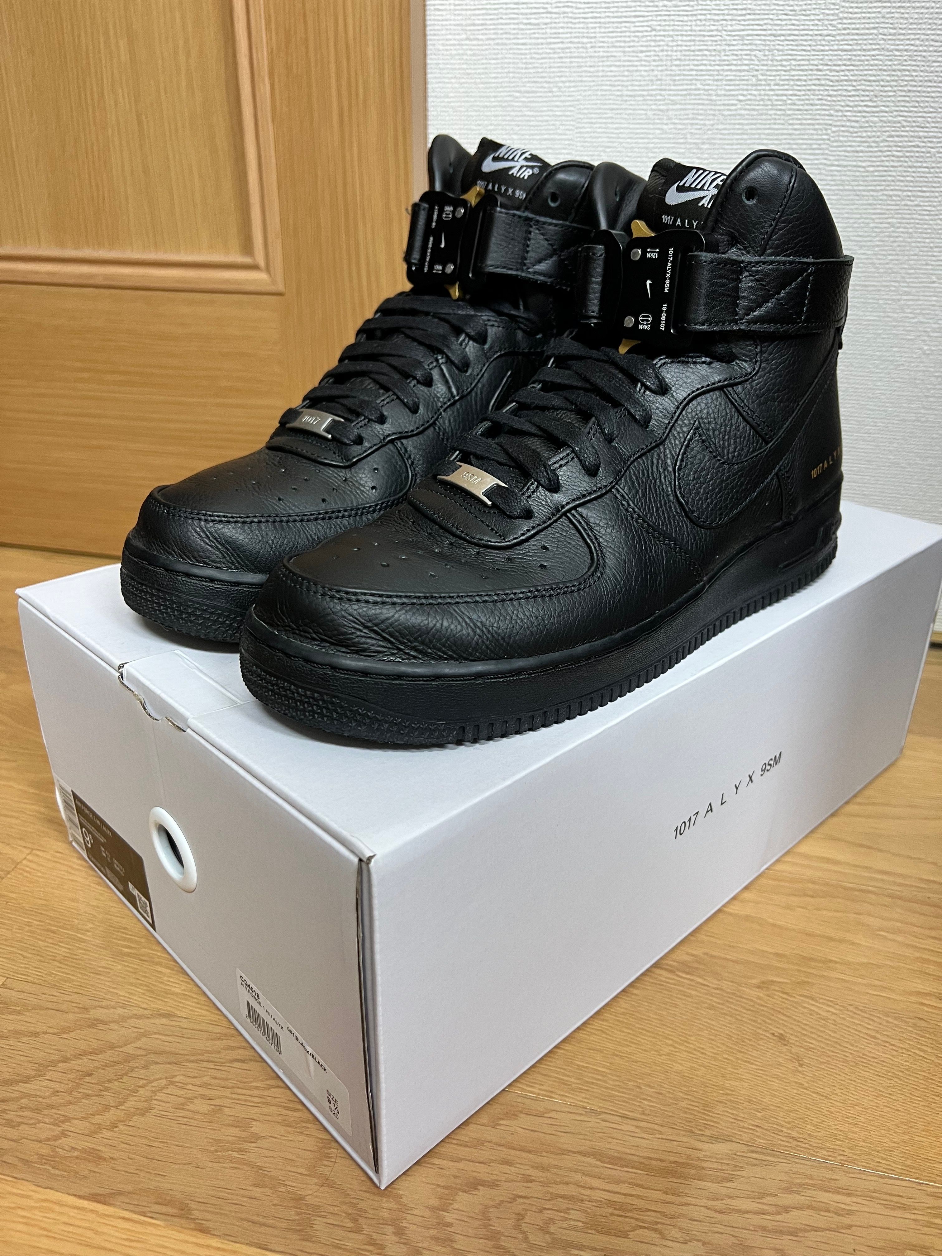 1017 ALYX 9SM × Nike Air Force 1 High "Black/White/Metallic Gold" (2020)