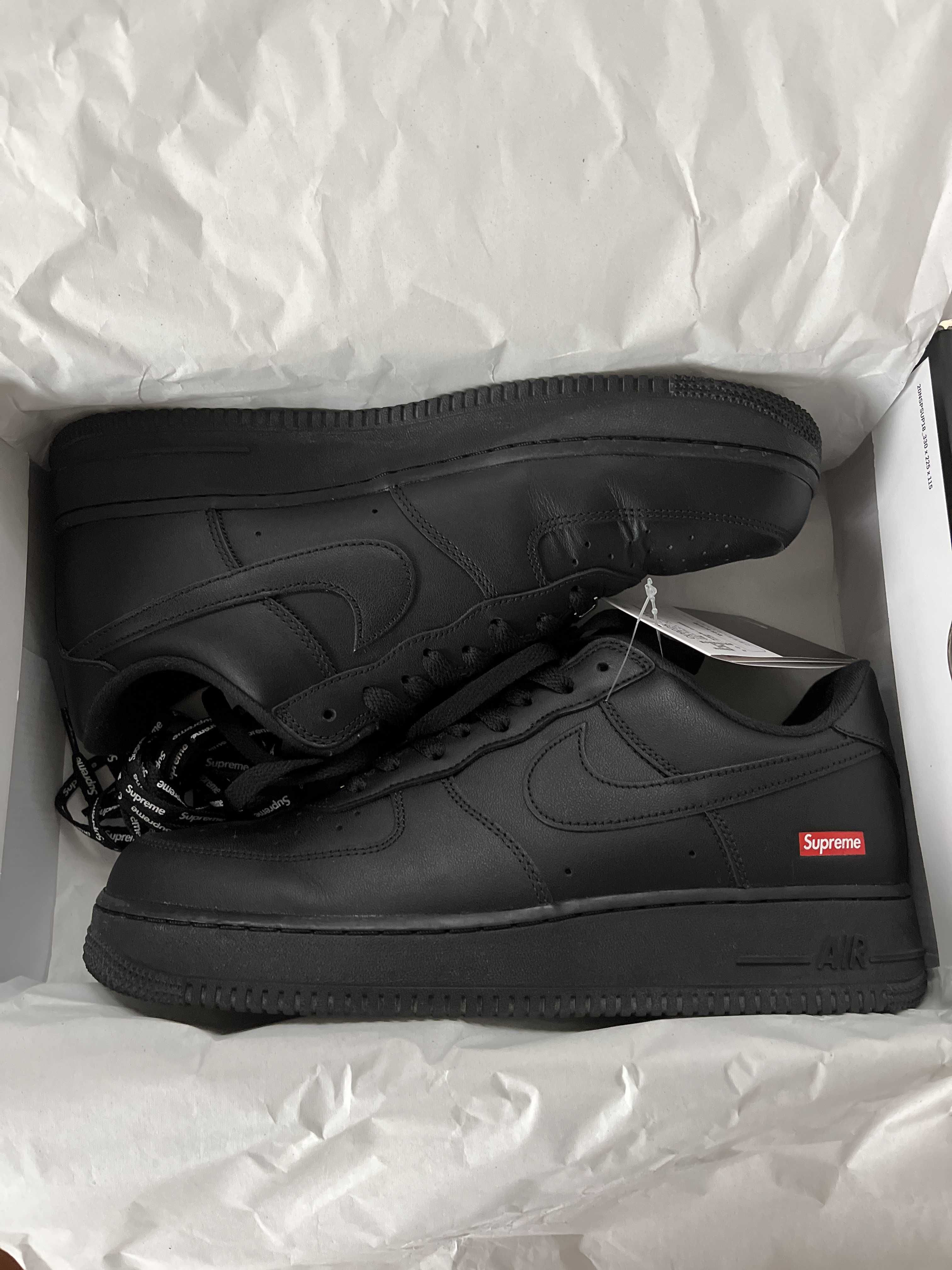 Supreme × Nike Air Force 1 Low "Black"