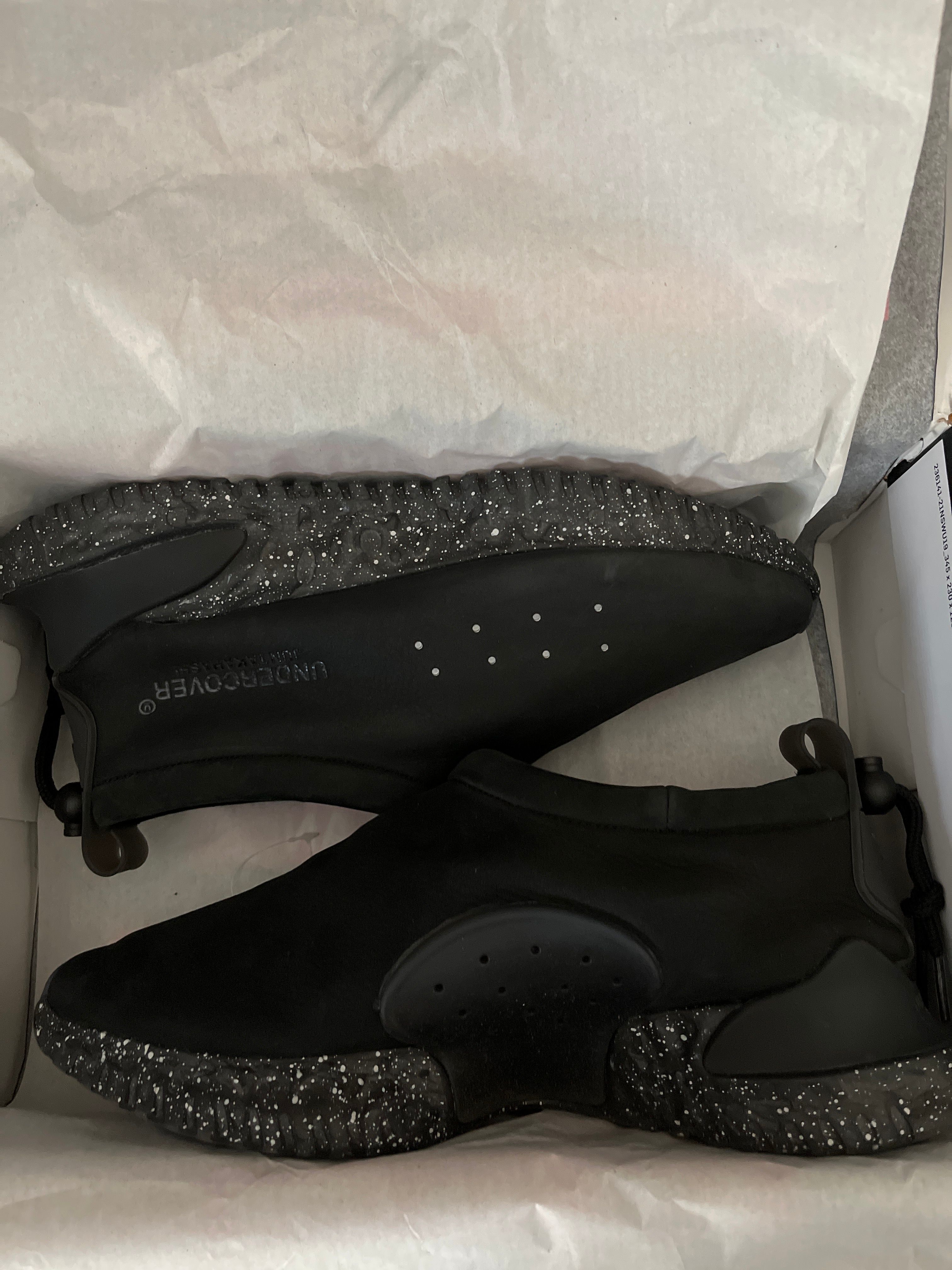 UNDERCOVER × Nike Moc Flow "Black"